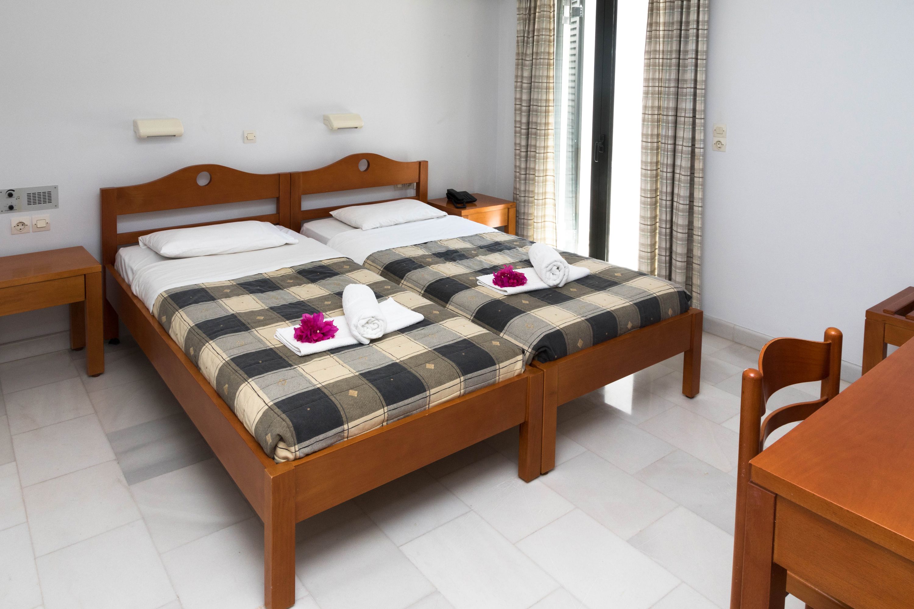 Economy Room