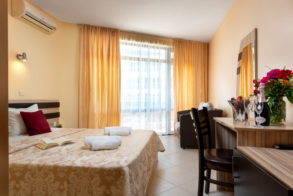 STANDARD ROOM (BALCONY)