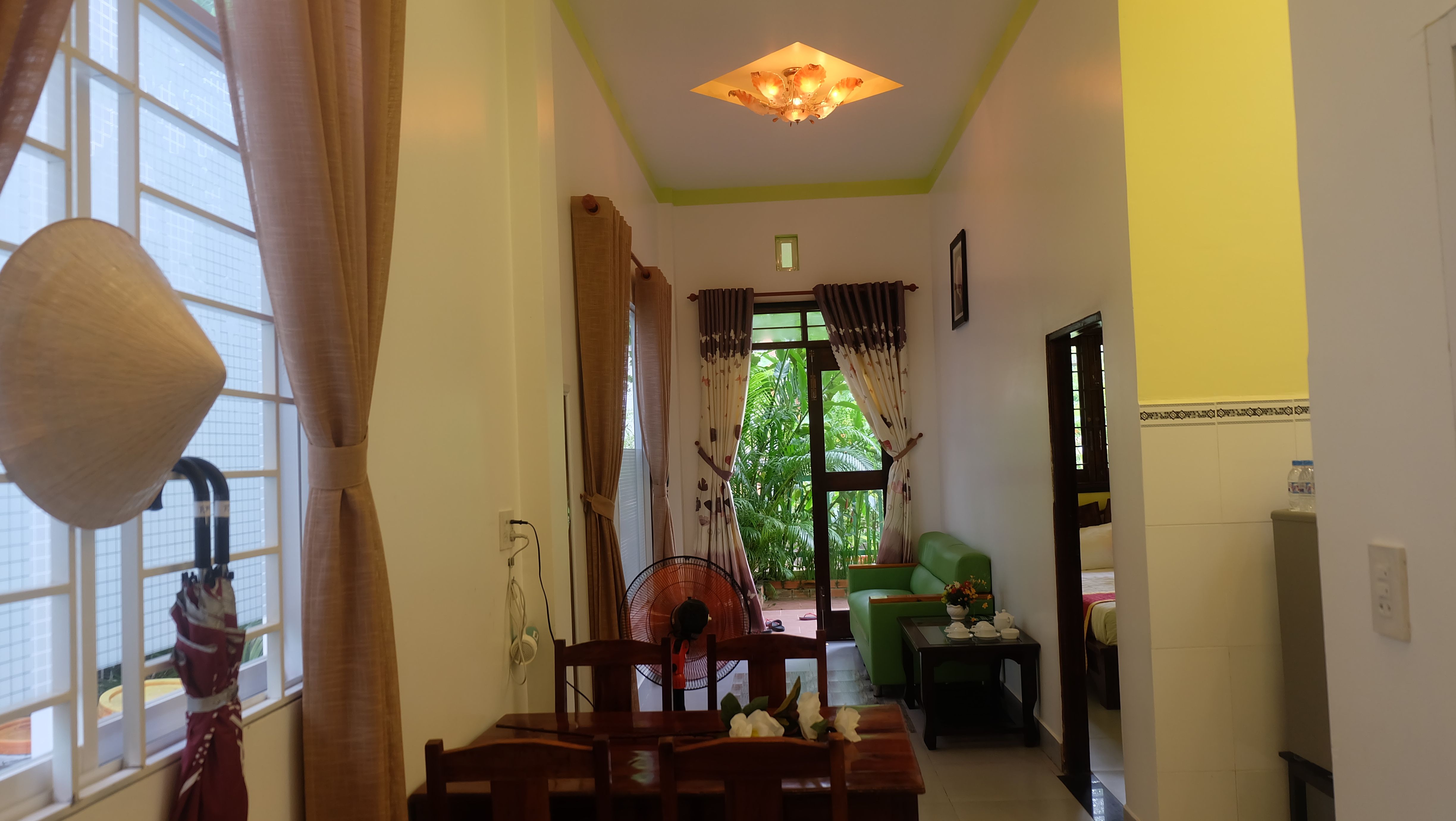 BUNGALOW FAMILY GARDENVIEW WITH TERRACE