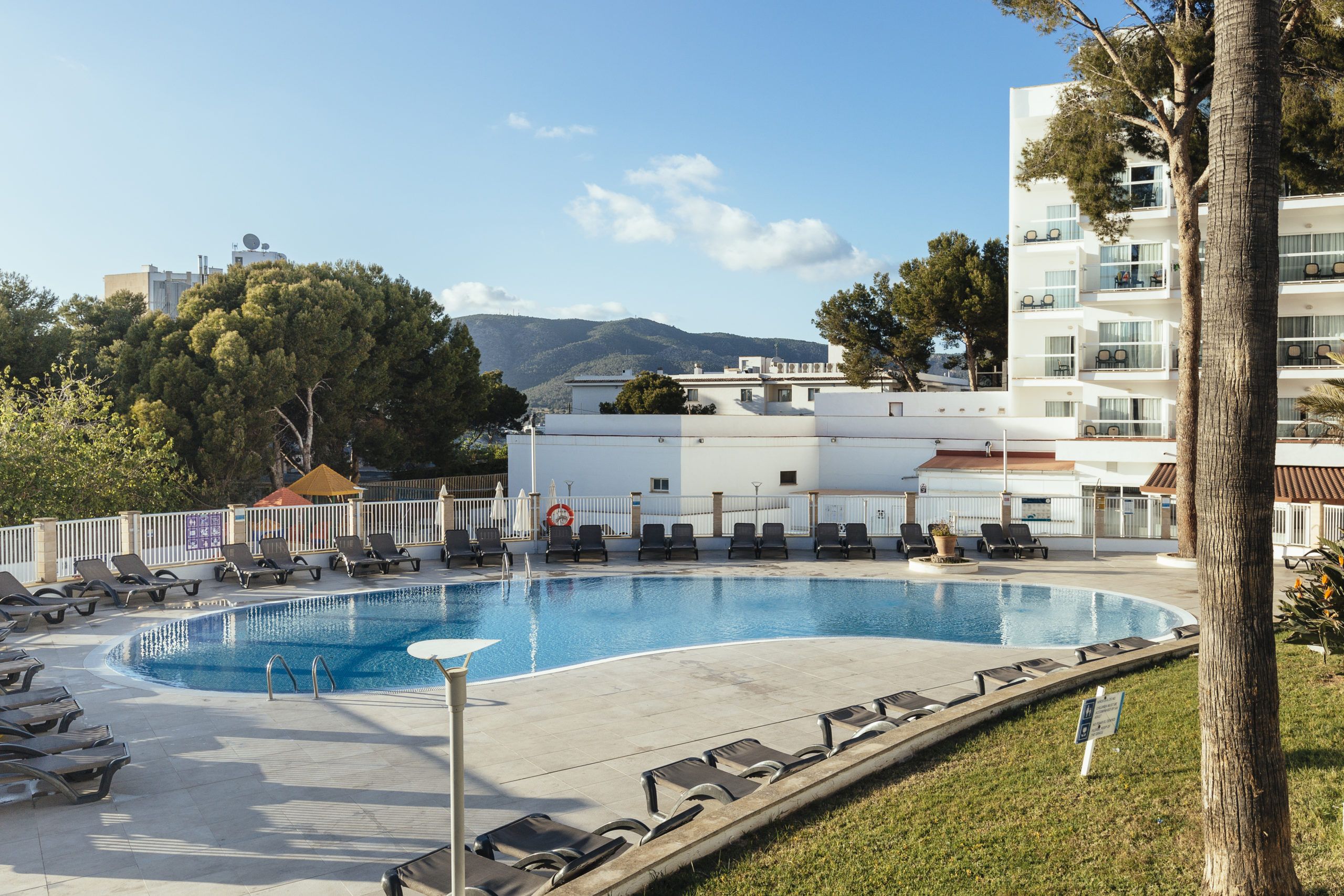 Piscina deschisă