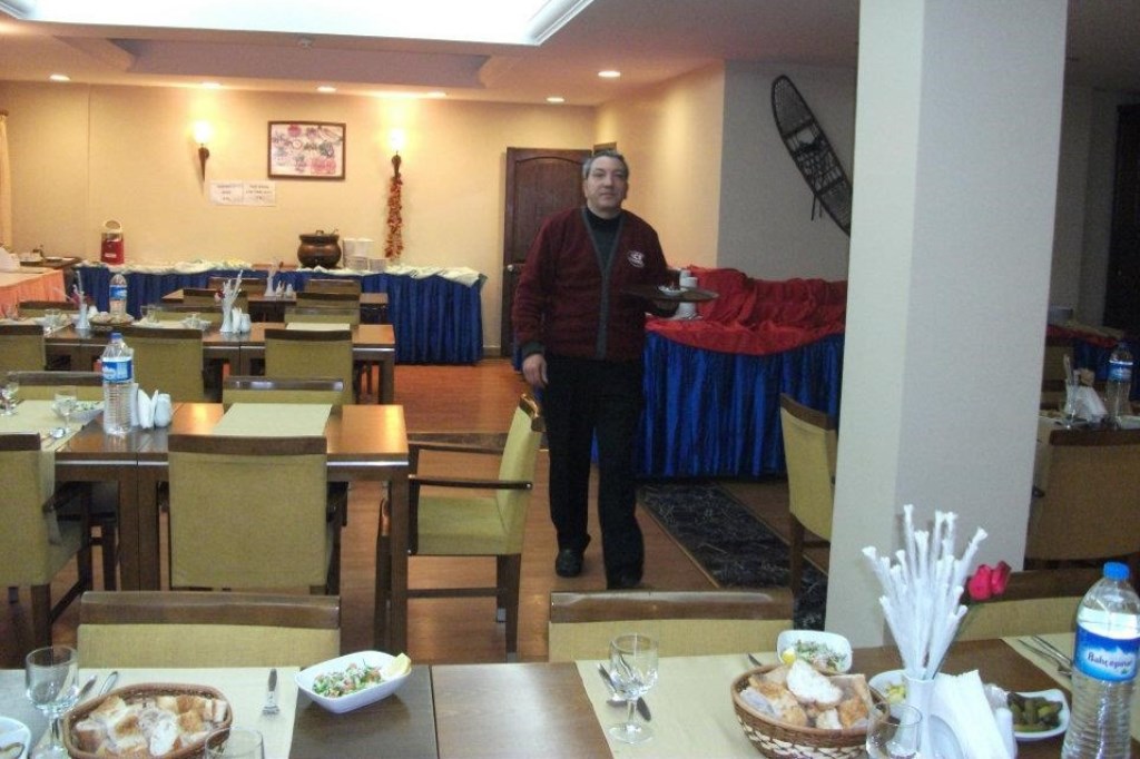 ACE RESTAURANT
