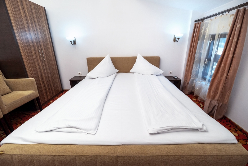 Apartament Junior Suite Corp B cu acces la piscina