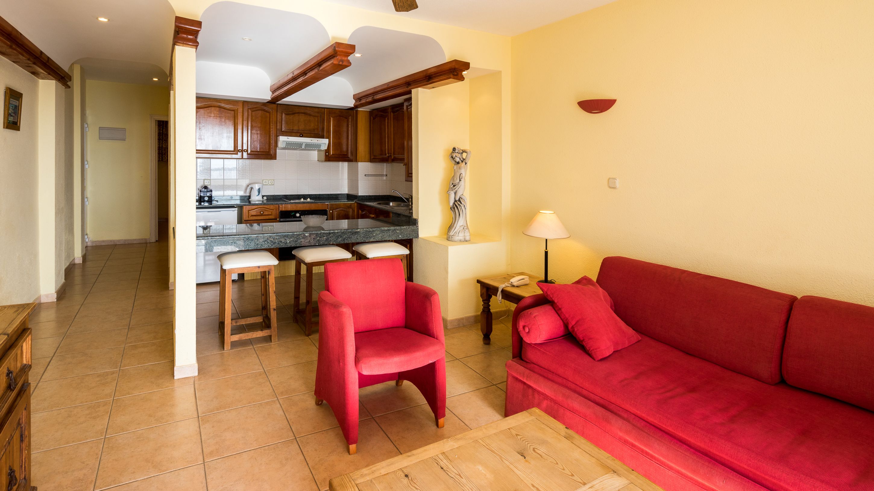 APARTMENT 1 BEDROOM  SEA VIEW (BALCONY OR TERRACE)