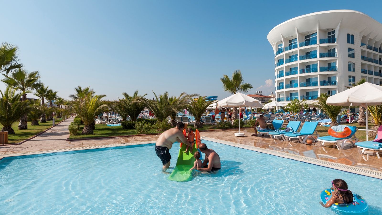 Piscina deschisă