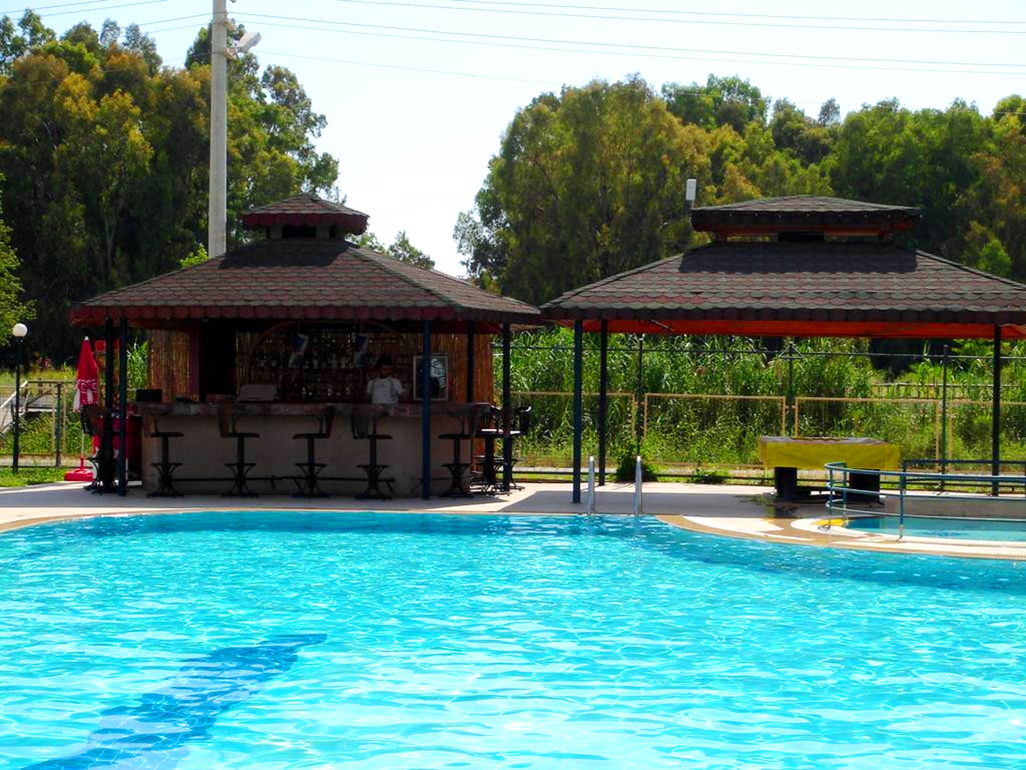 Pool Bar
