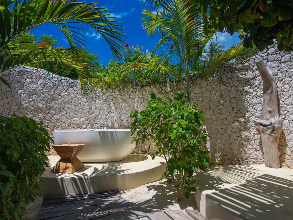 Beachfront One-Bedroom Villa