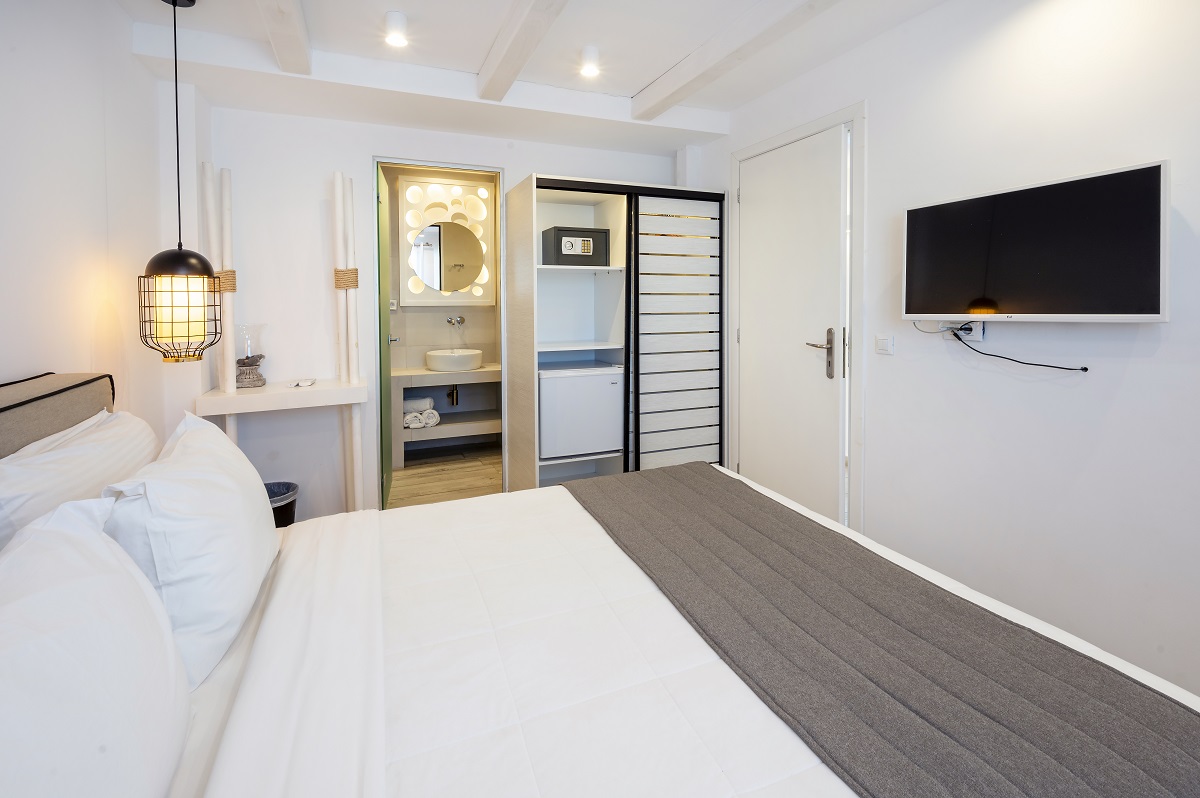 The White Suite