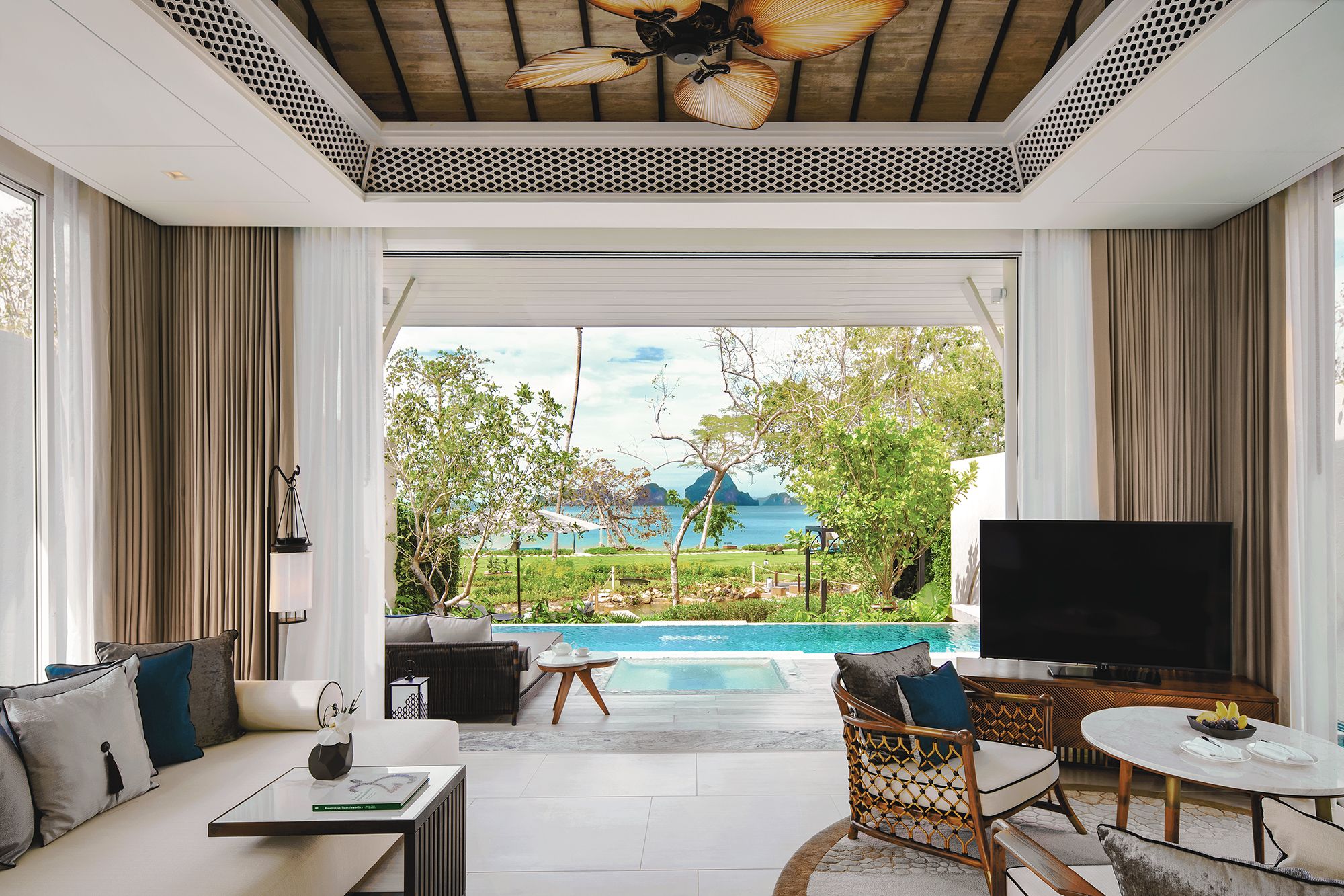Beachfront Pool Villa
