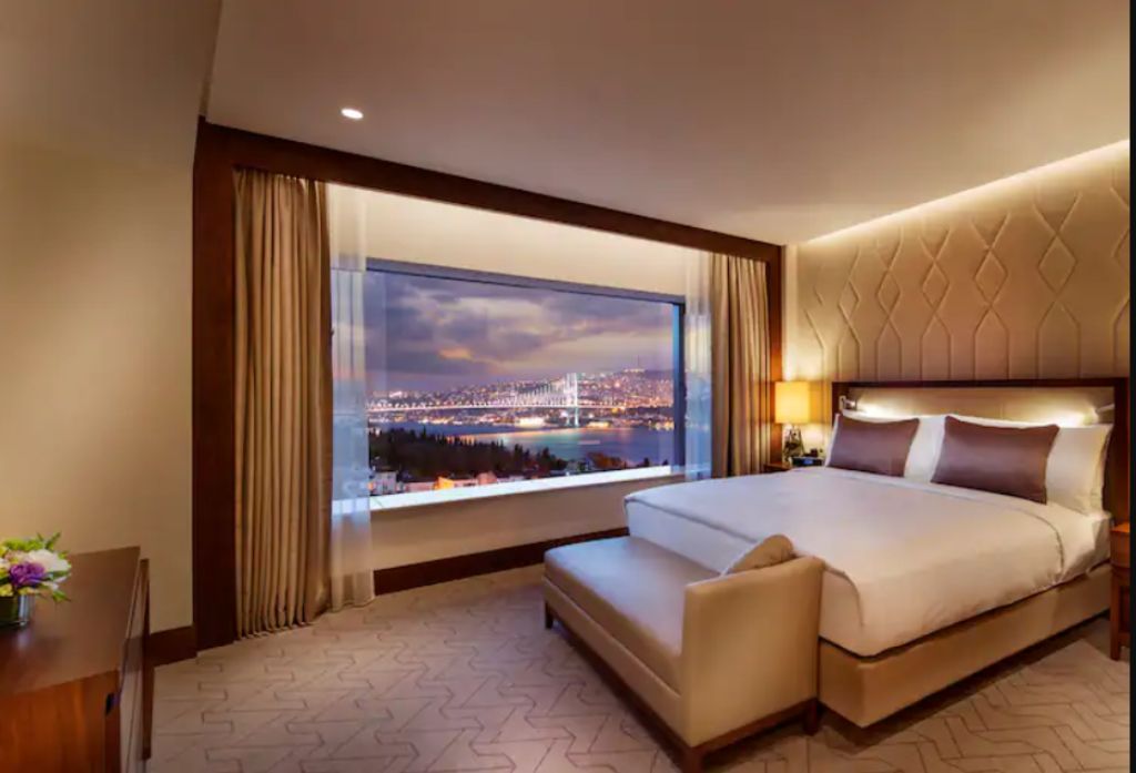 BOSPHORUS SUITE WITH KITCHEN