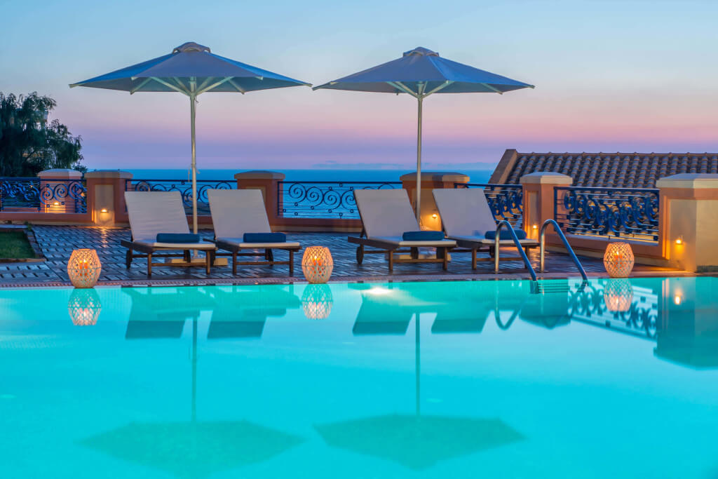 Piscina deschisă