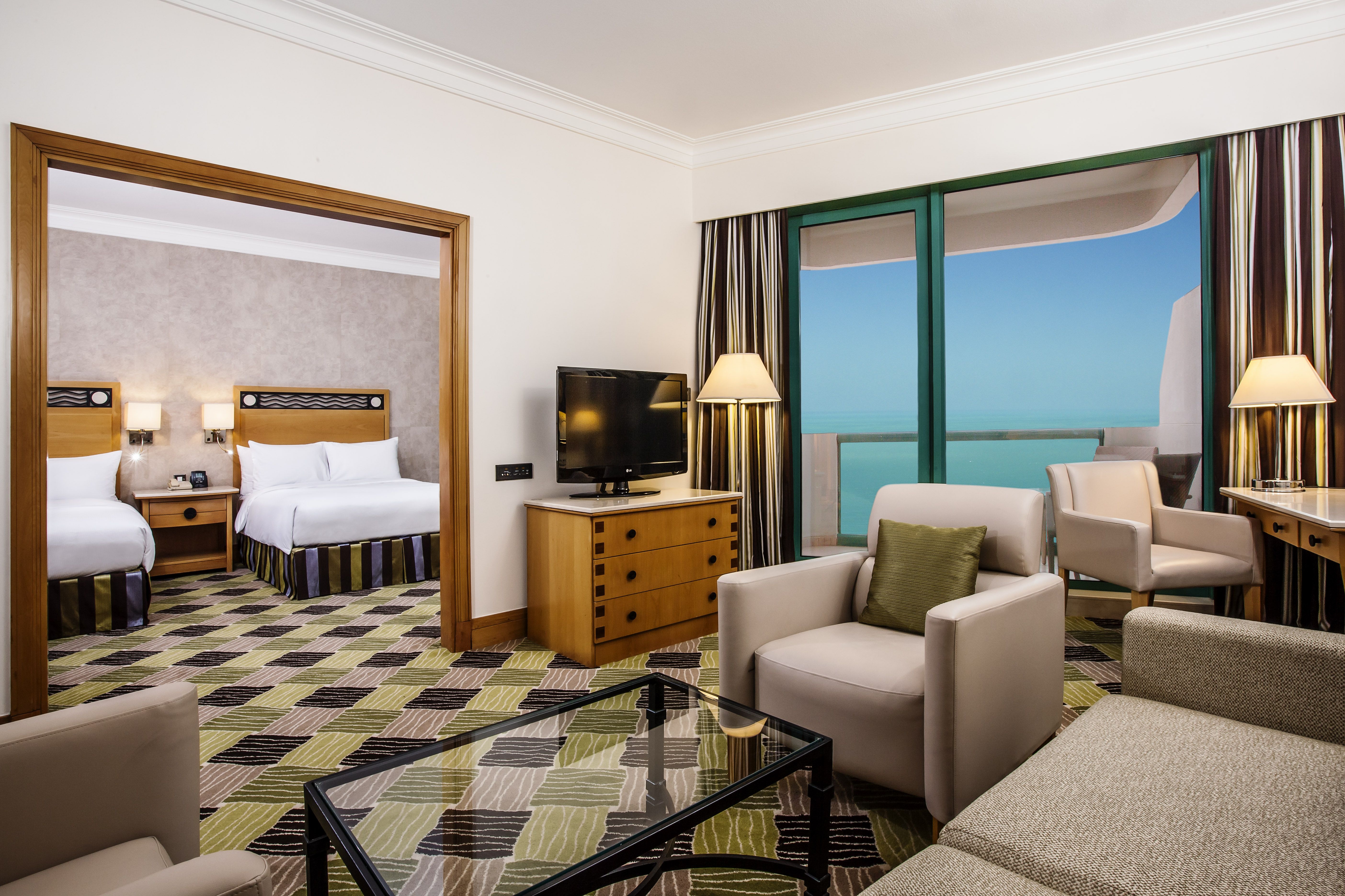 FAMILY SUITE