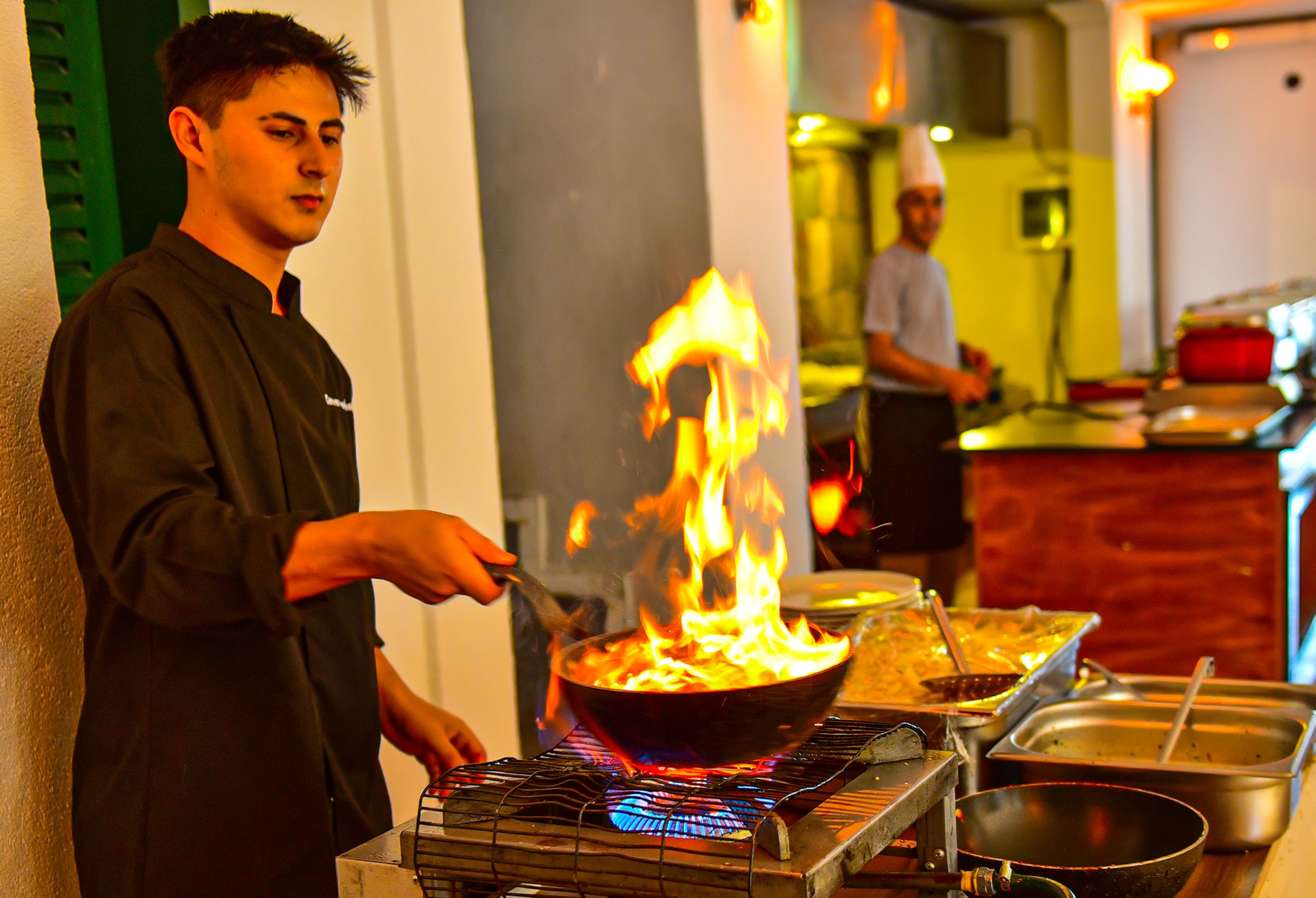MAIN RESTAURANT