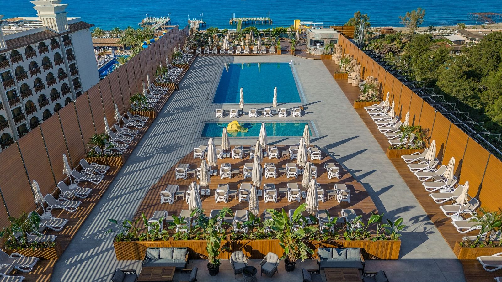 Piscina deschisă