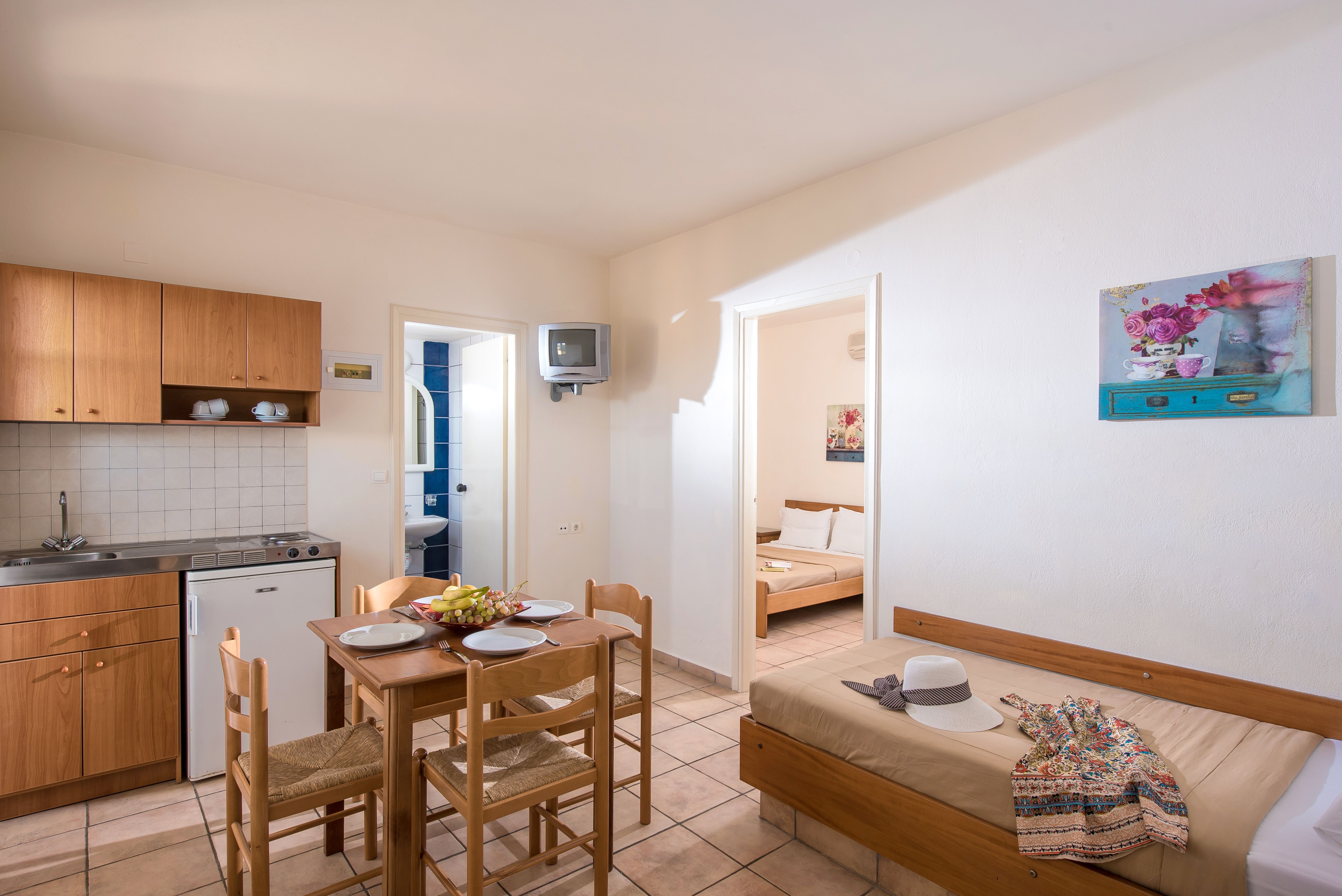 One Bedroom Apartment Split level with Mountain view