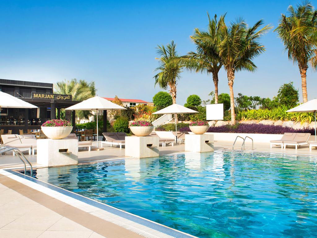 Piscina deschisă