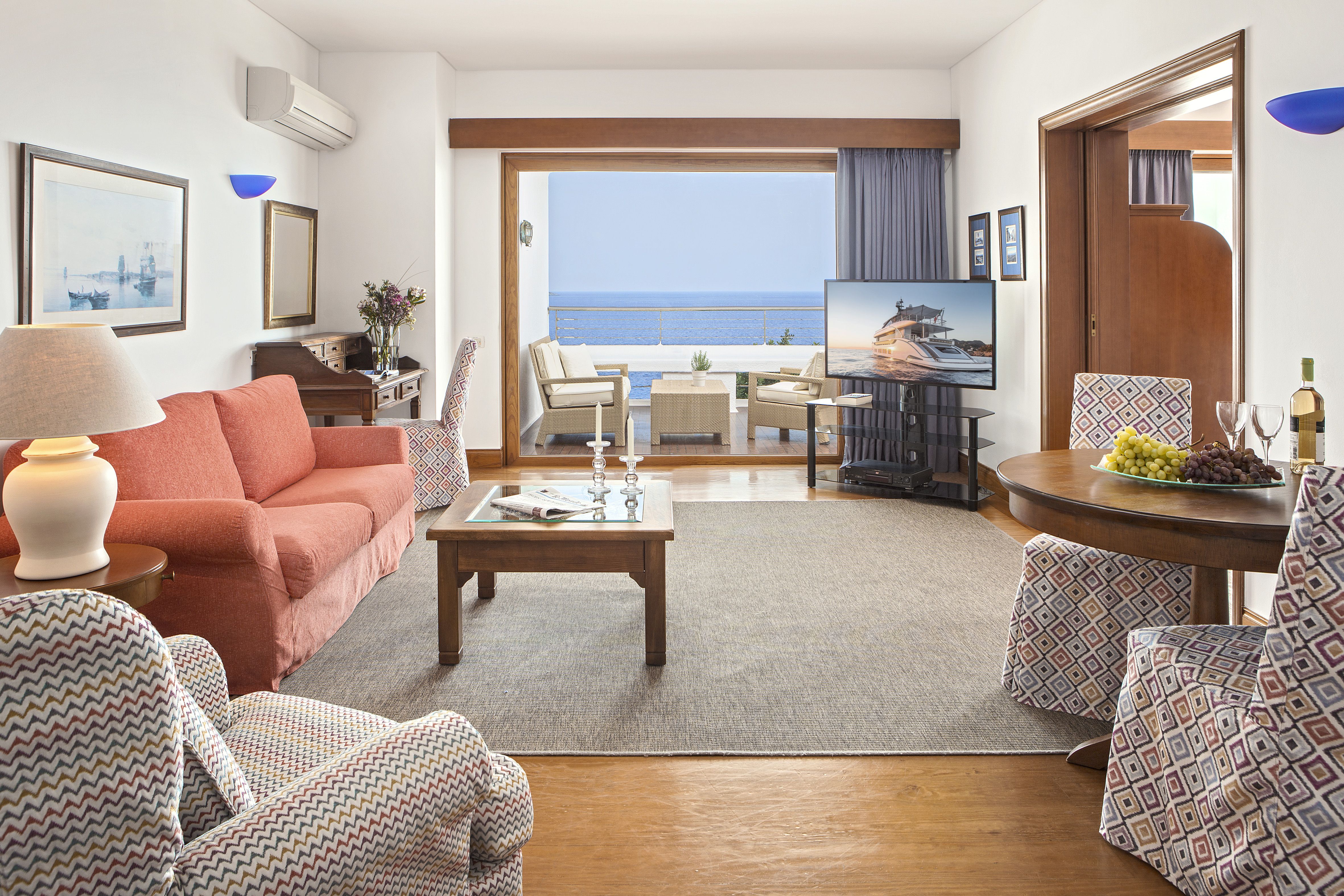 PREMIUM HOTEL/ BUNGALOW SUITE SEA VIEW 