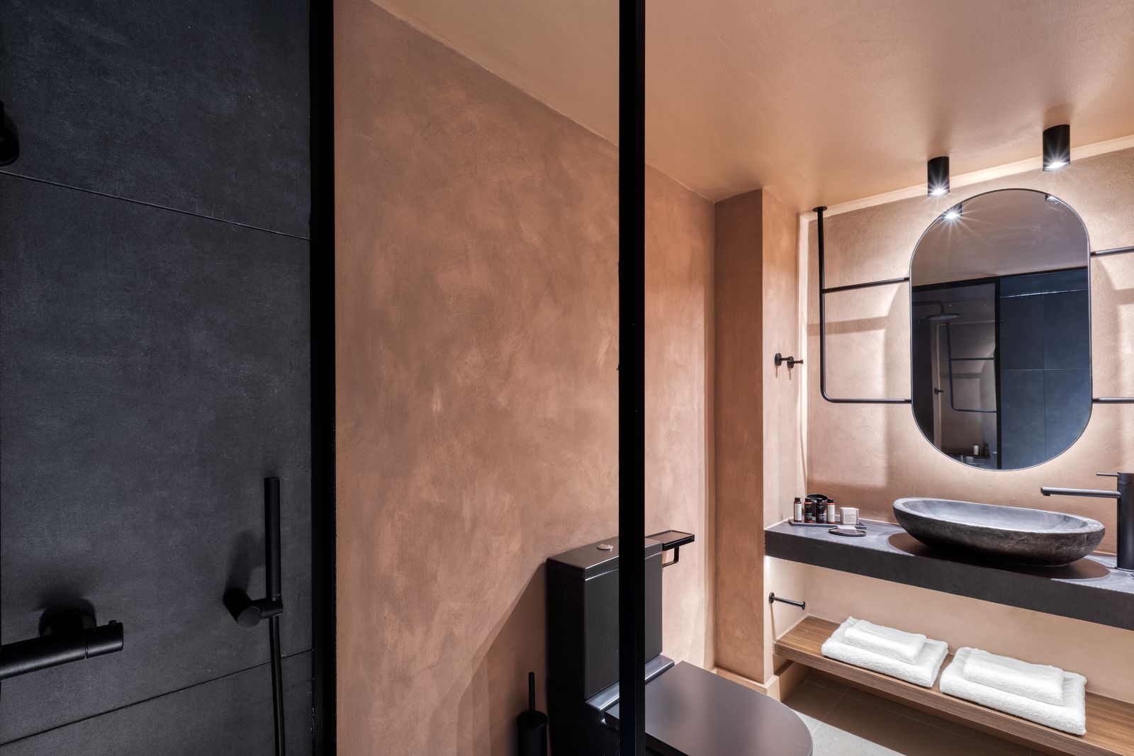 Sapphire Sublime Family Suite