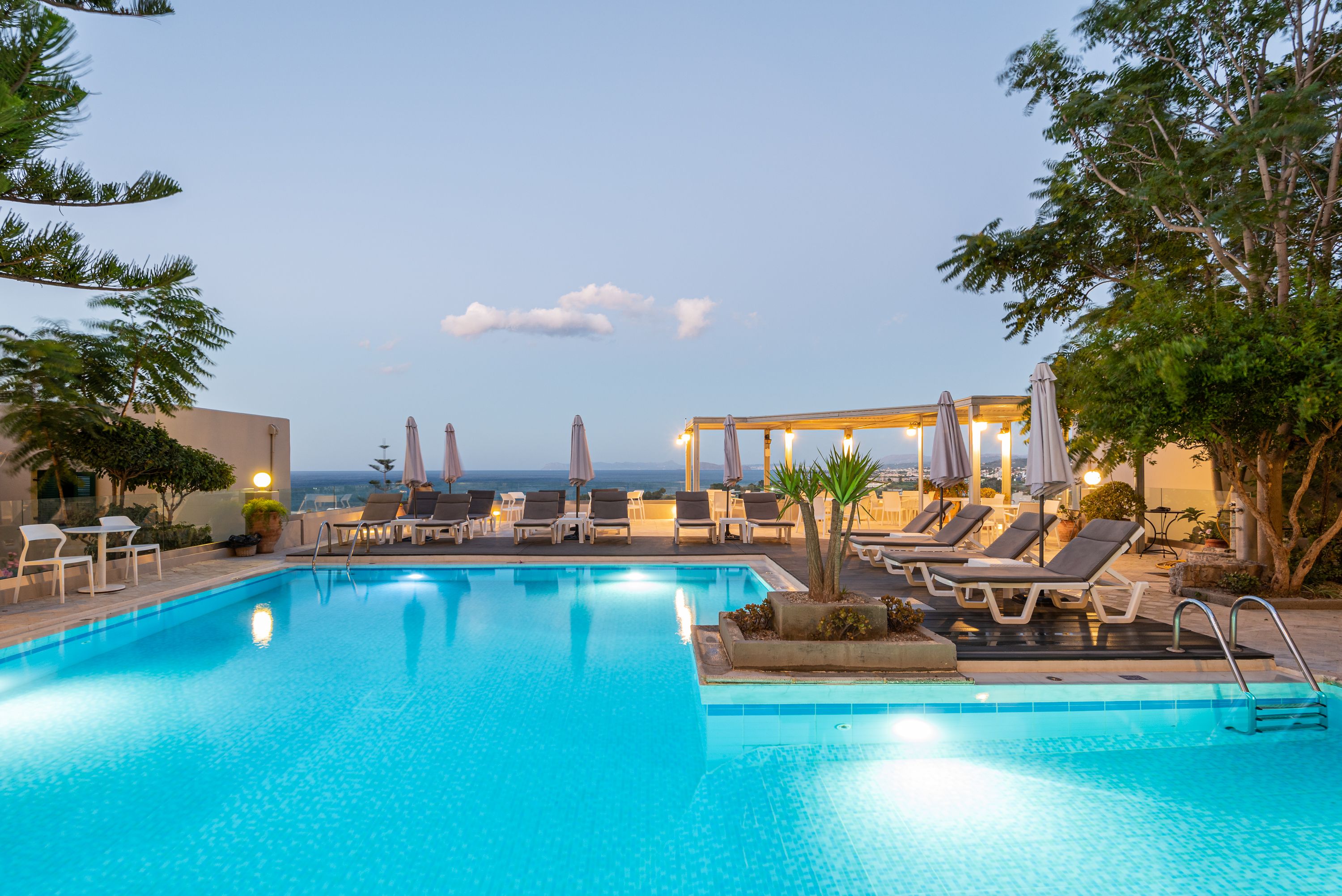 Piscina deschisă