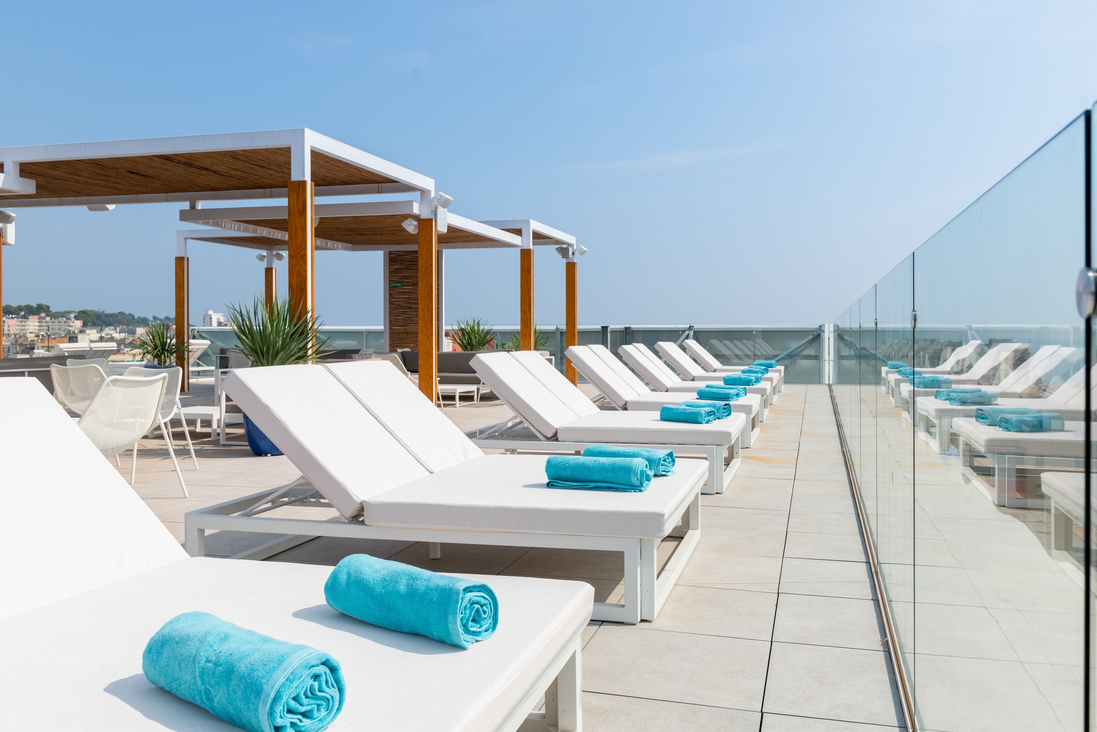 SKYBAR CHILLOUT