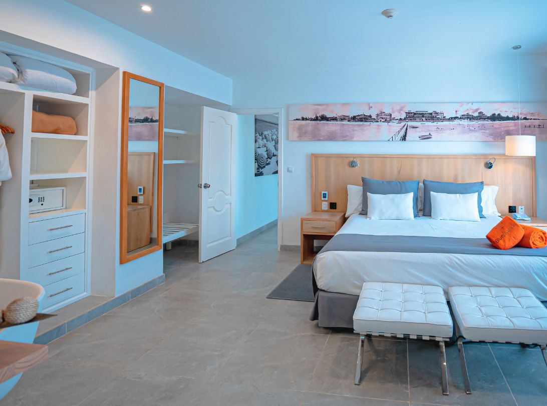 STANDARD DELUXE ROOM
