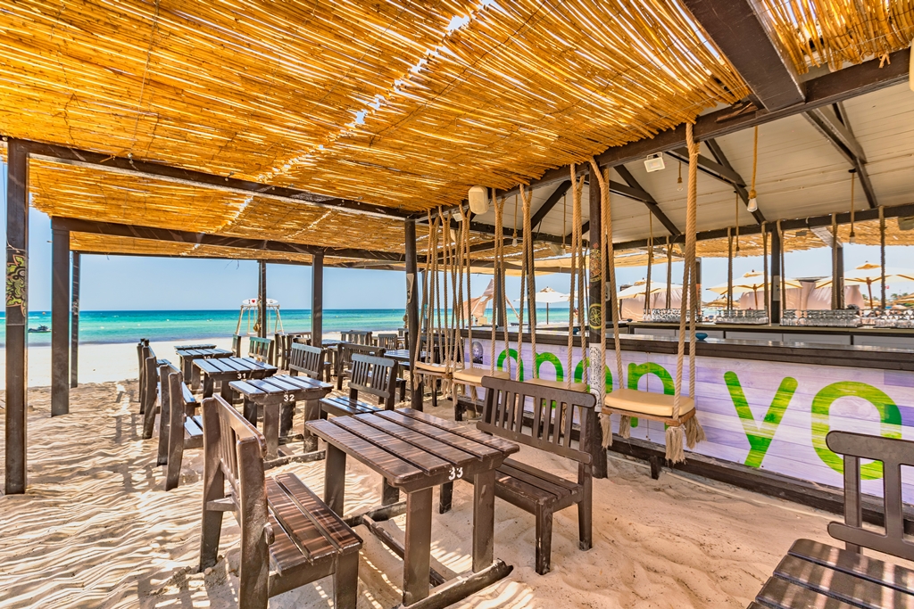 Beach Bar