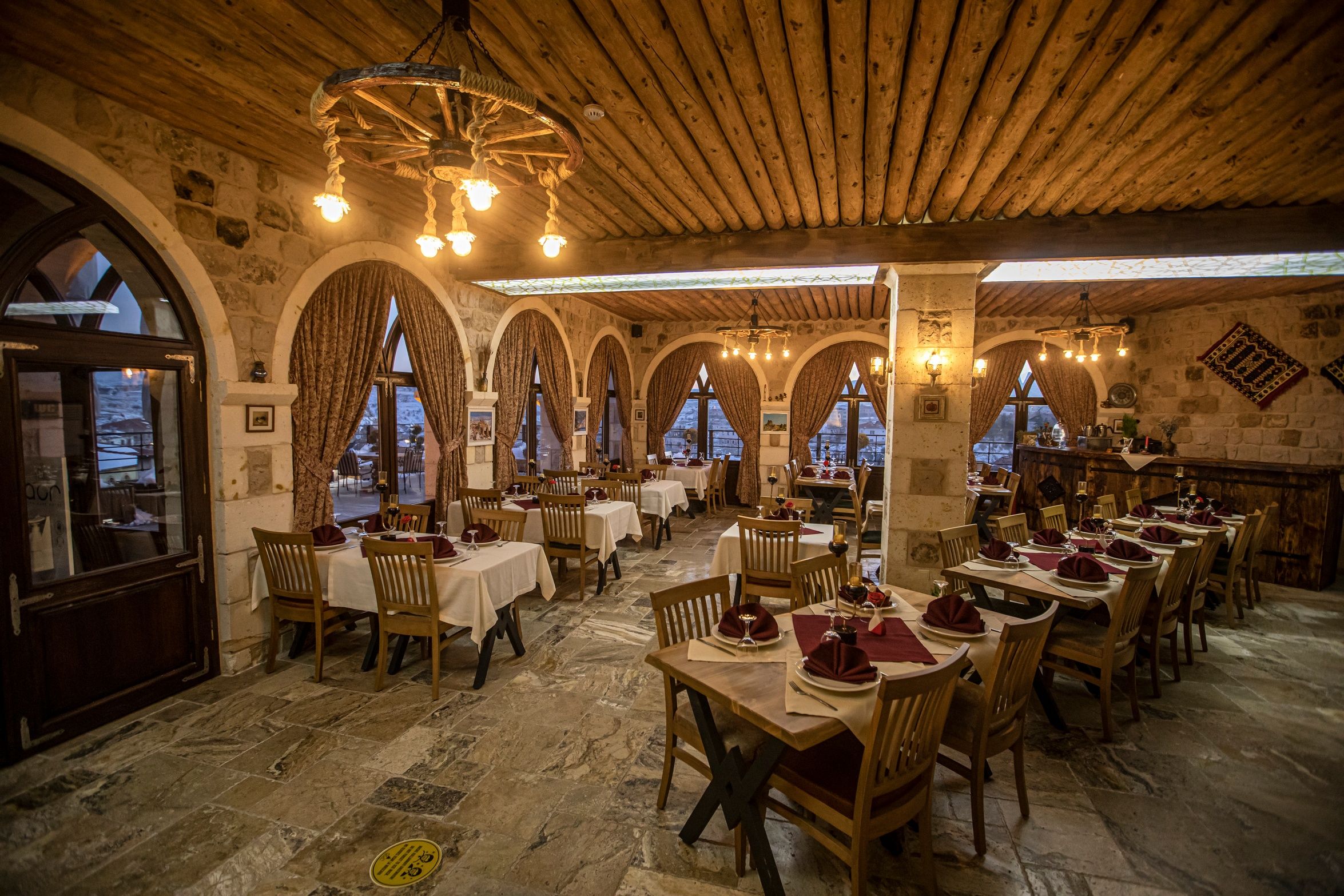 restaurant