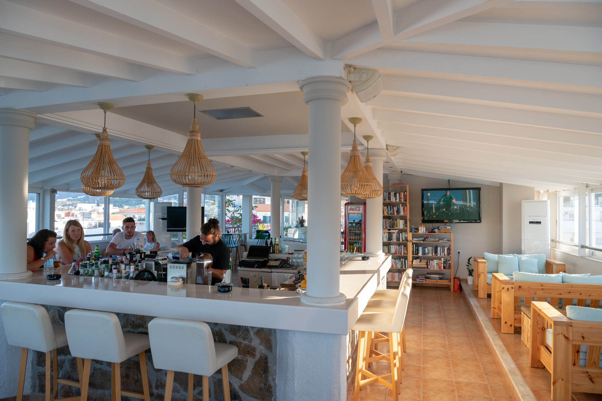 SKY COCKTAIL BAR