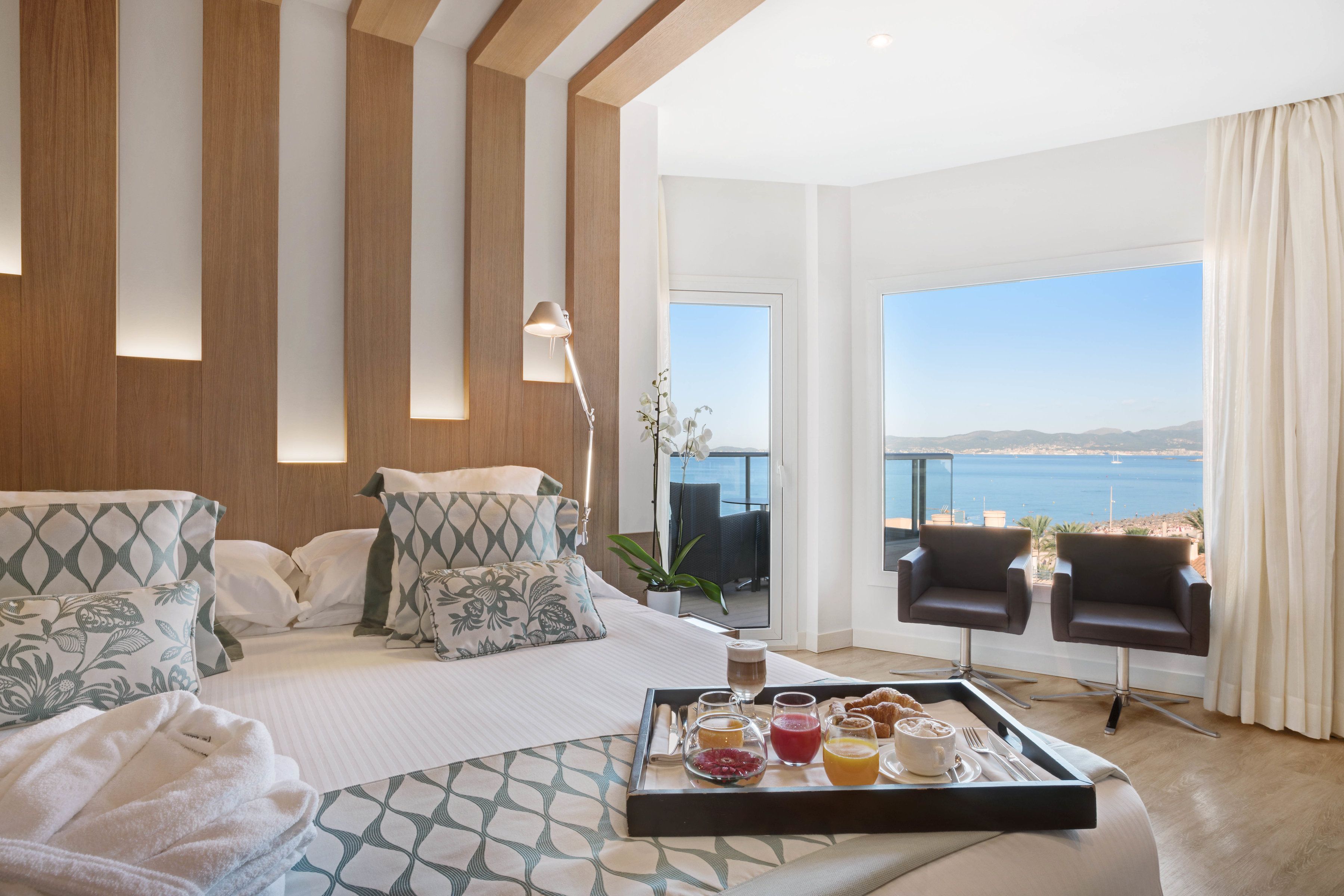 Single Use Standard Room Garden View/Partial Sea View