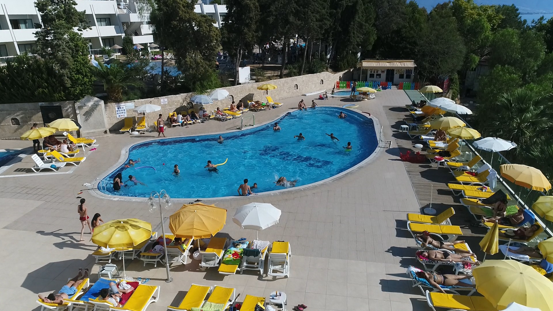 Piscina deschisă