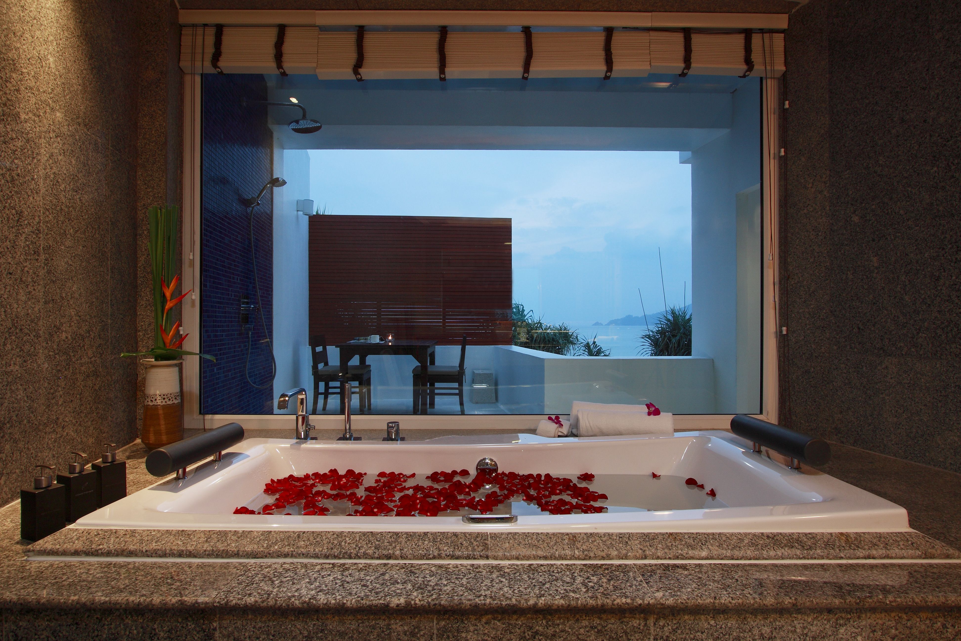 Sea View Suite