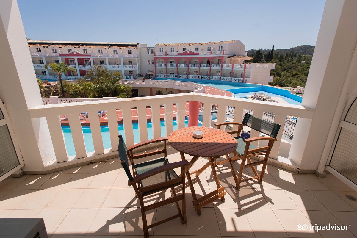 DOUBLE ROOM POOL VIEW BALCONY OR TERRACE