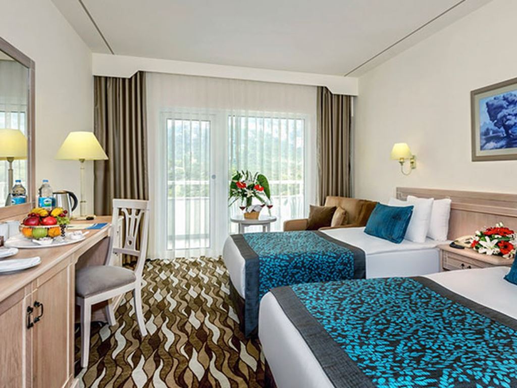 STANDARD GARDEN VIEW ROOM