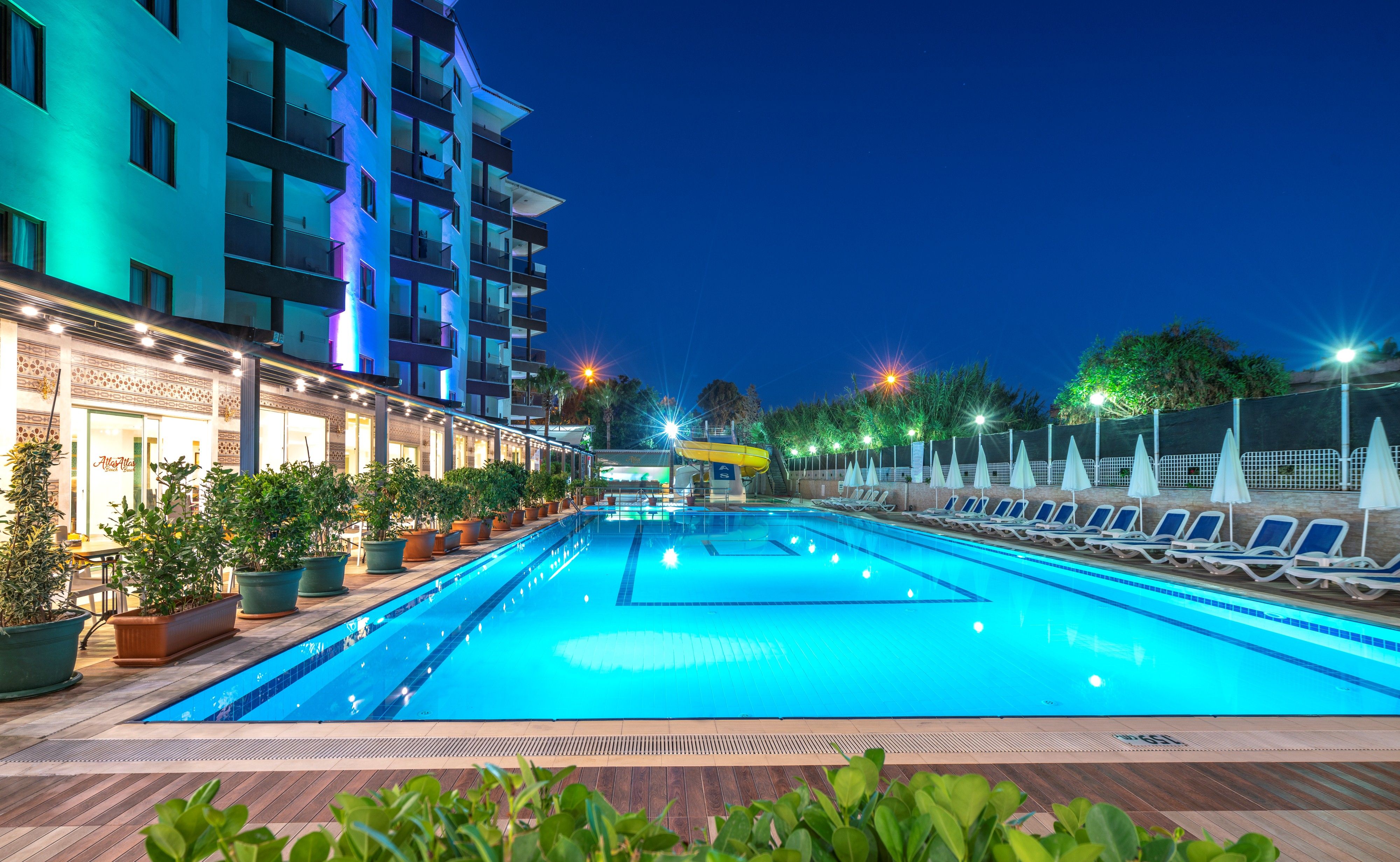 Piscina deschisă