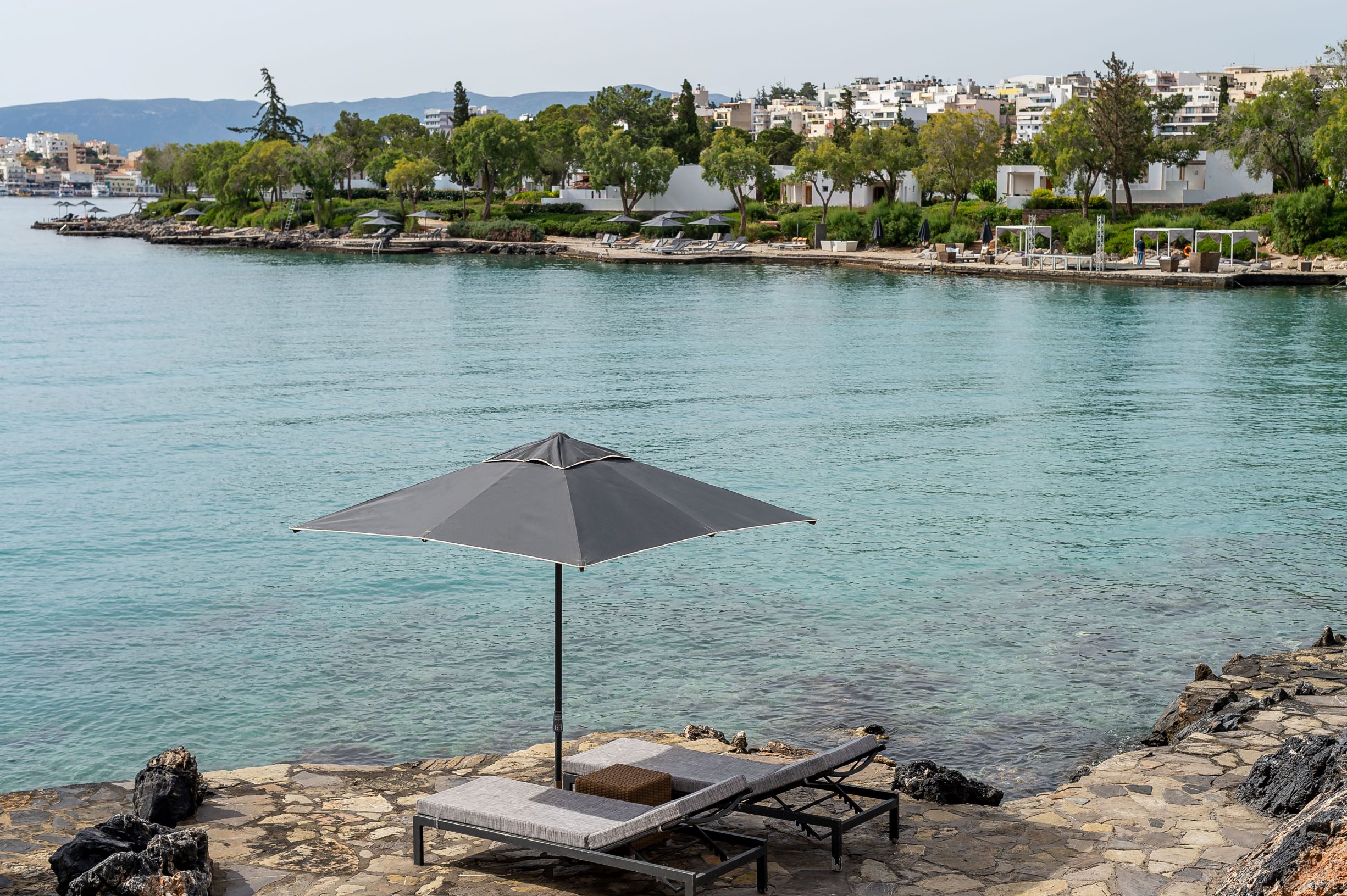 superior bungalow waterfront with reserved sunbeds