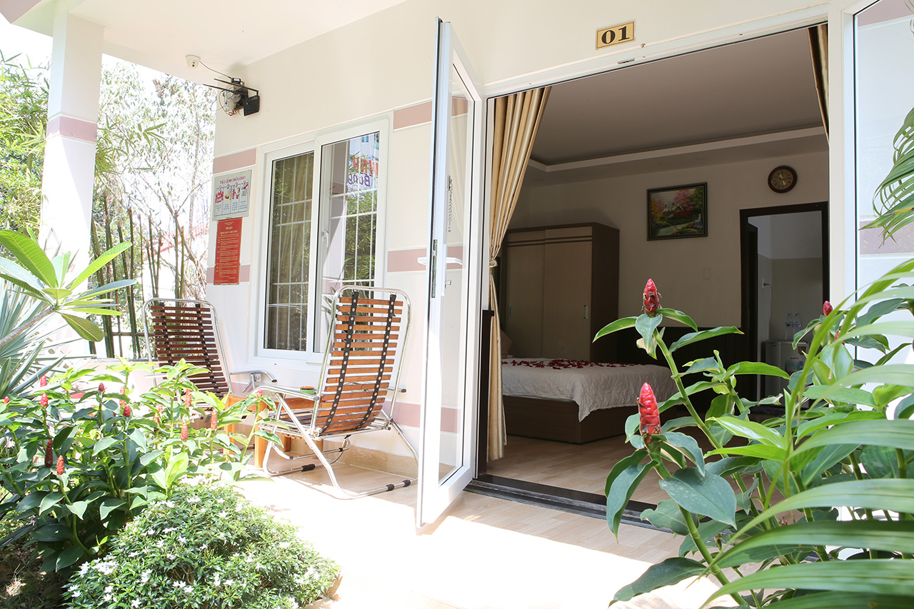 DOUBLE GARDEN VIEW
