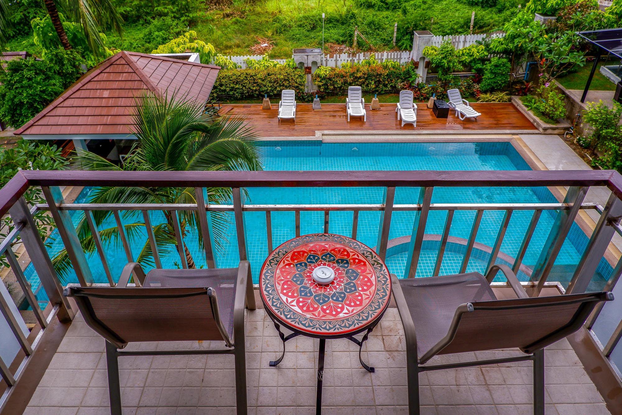 Deluxe Pool View Room 
