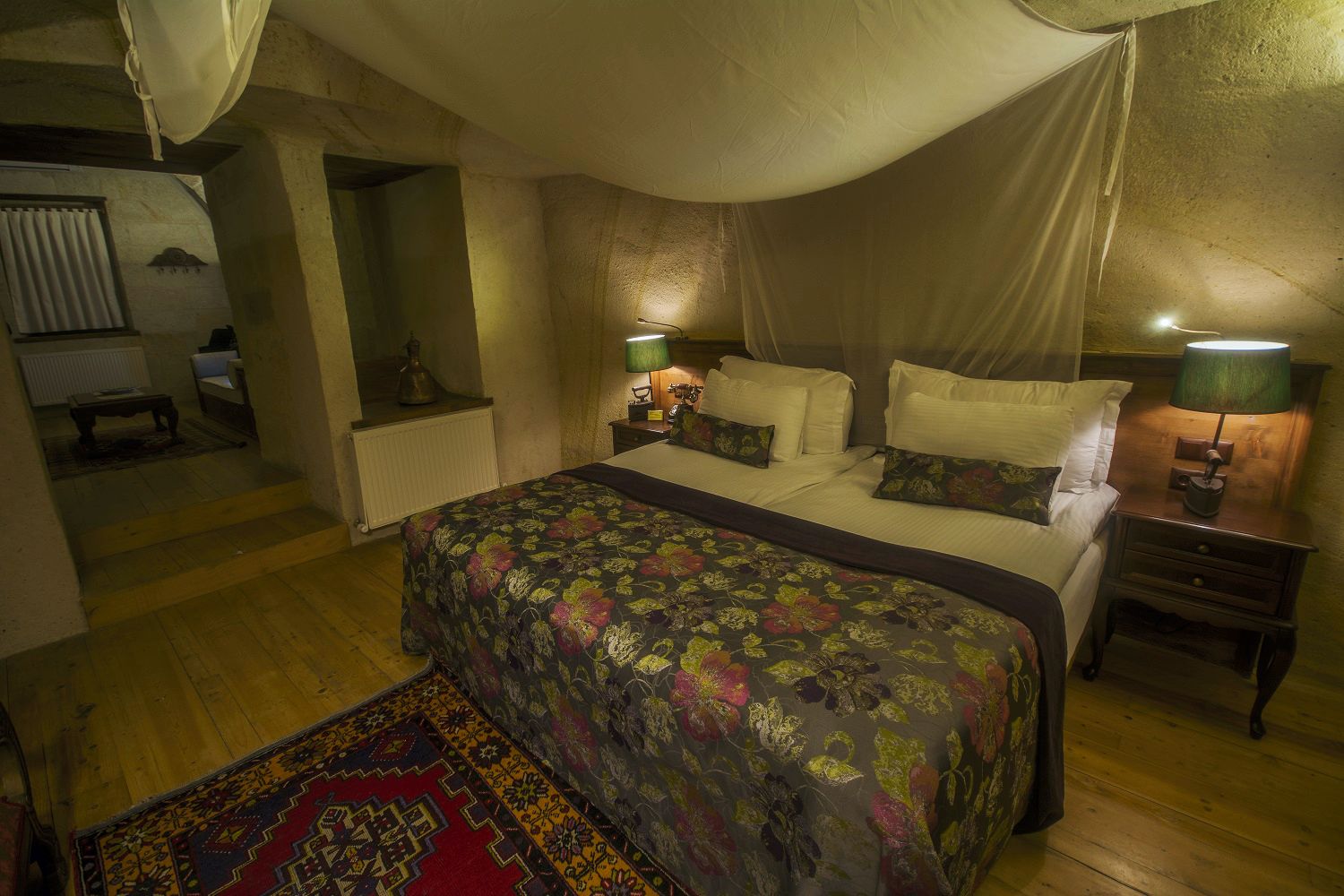  Suite Room  