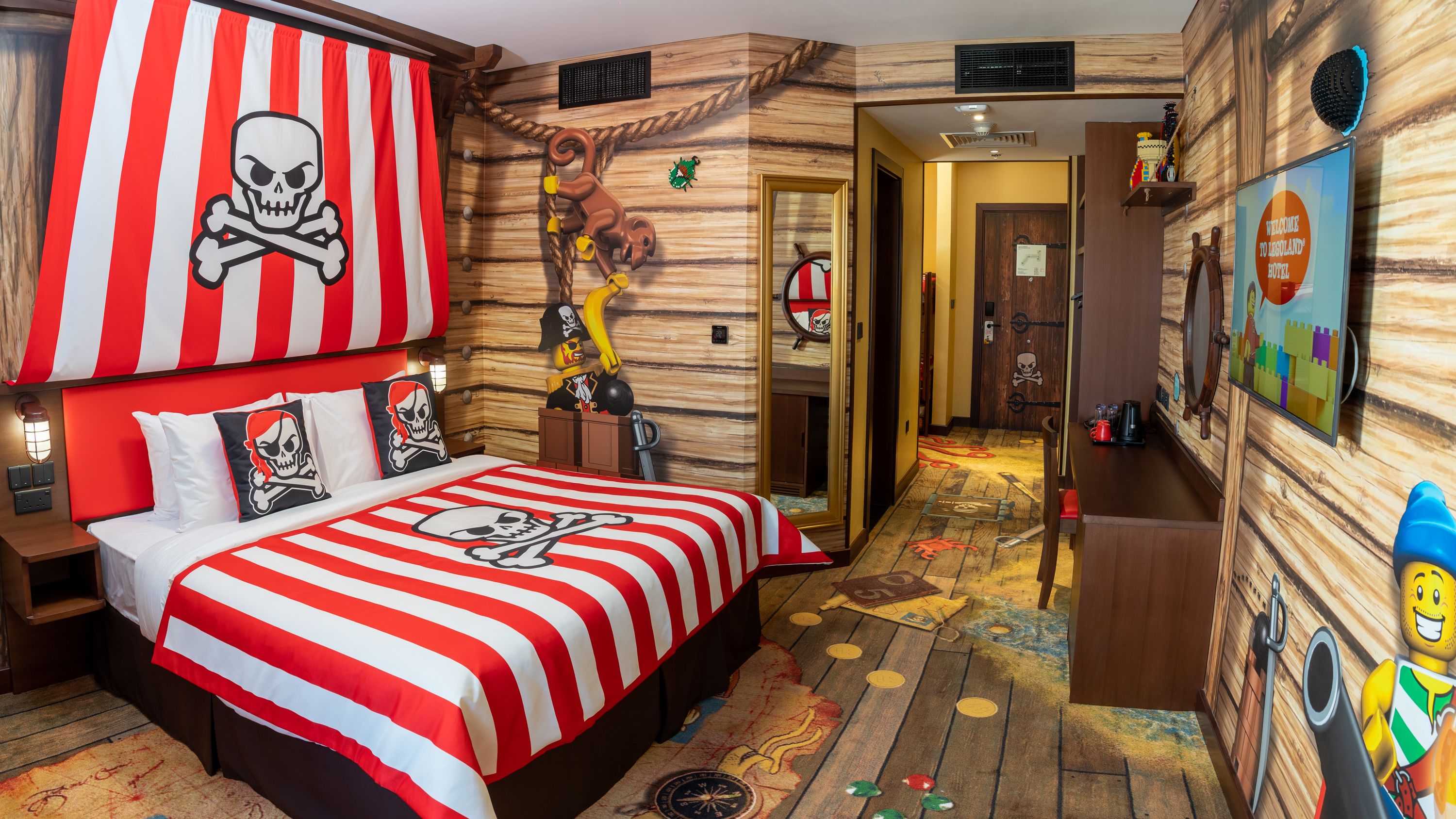 Run of the house (Fully Themed Room)