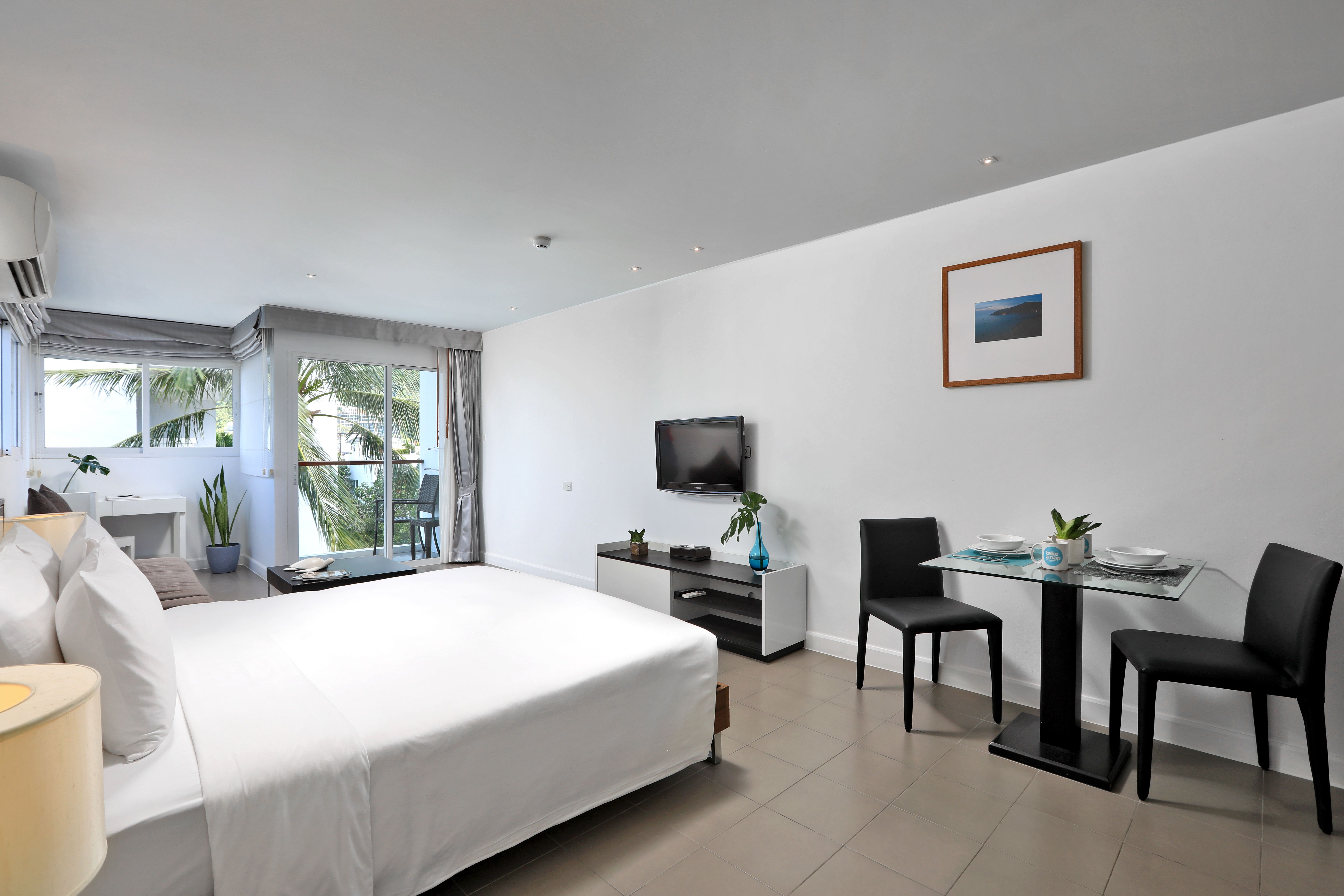 DayLight Family (One Bed room)