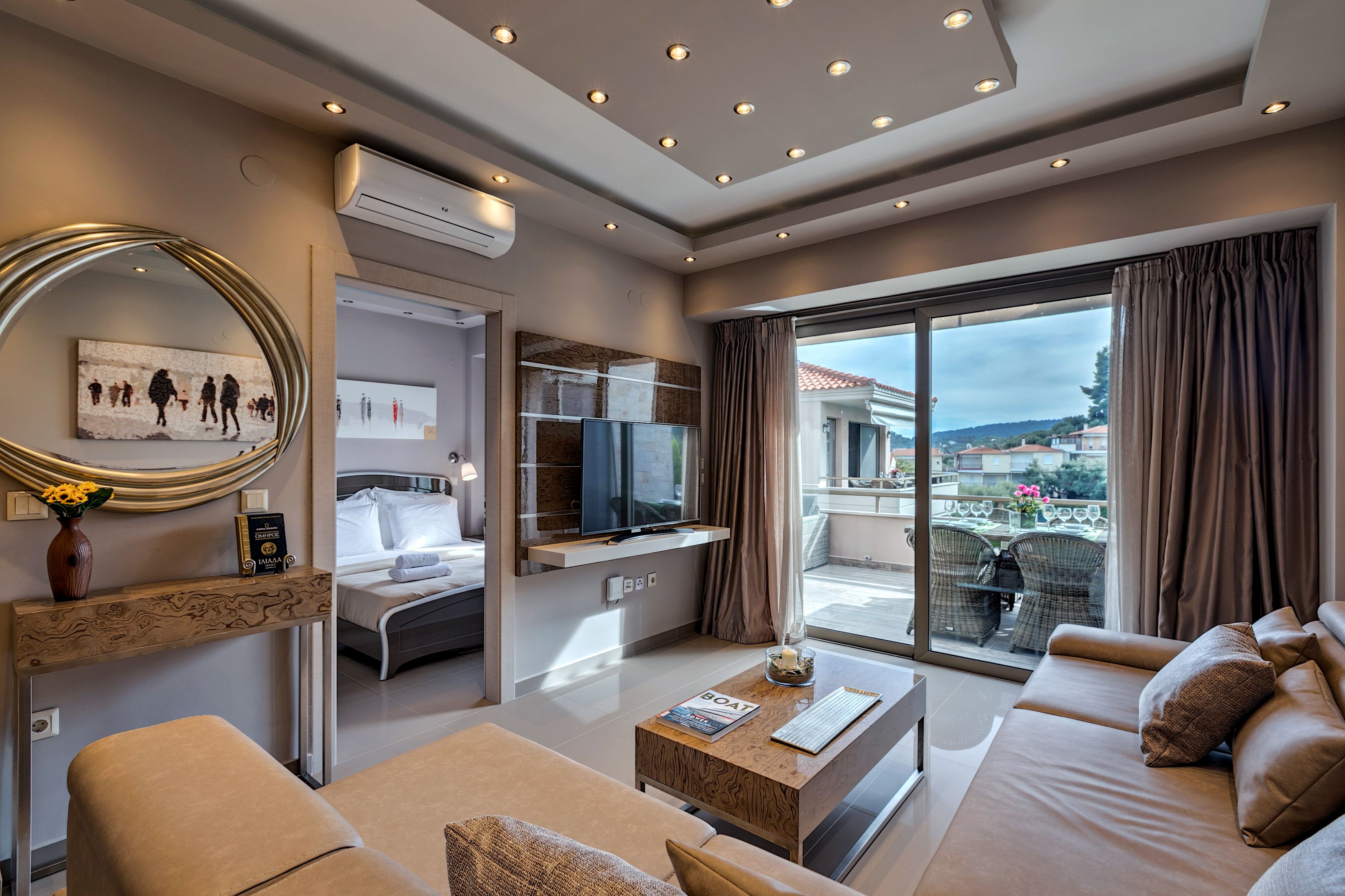 SUITE ONE BEDROOM
