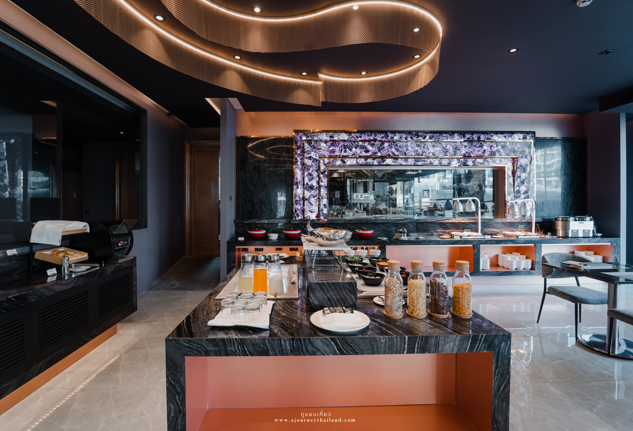 Zircon Restaurant