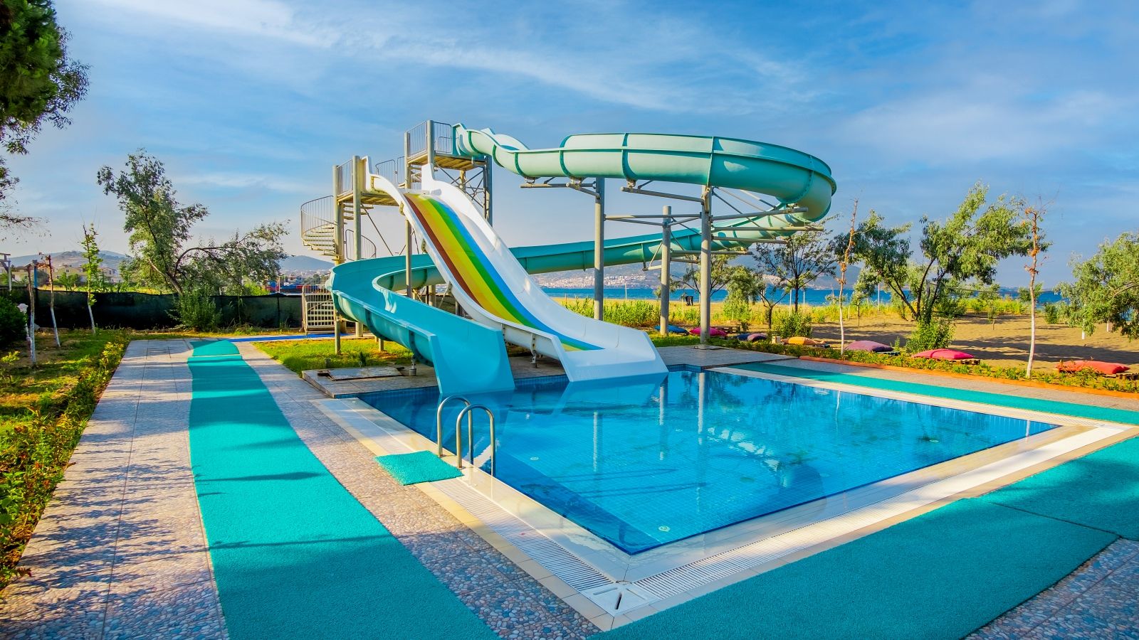 Piscina deschisă
