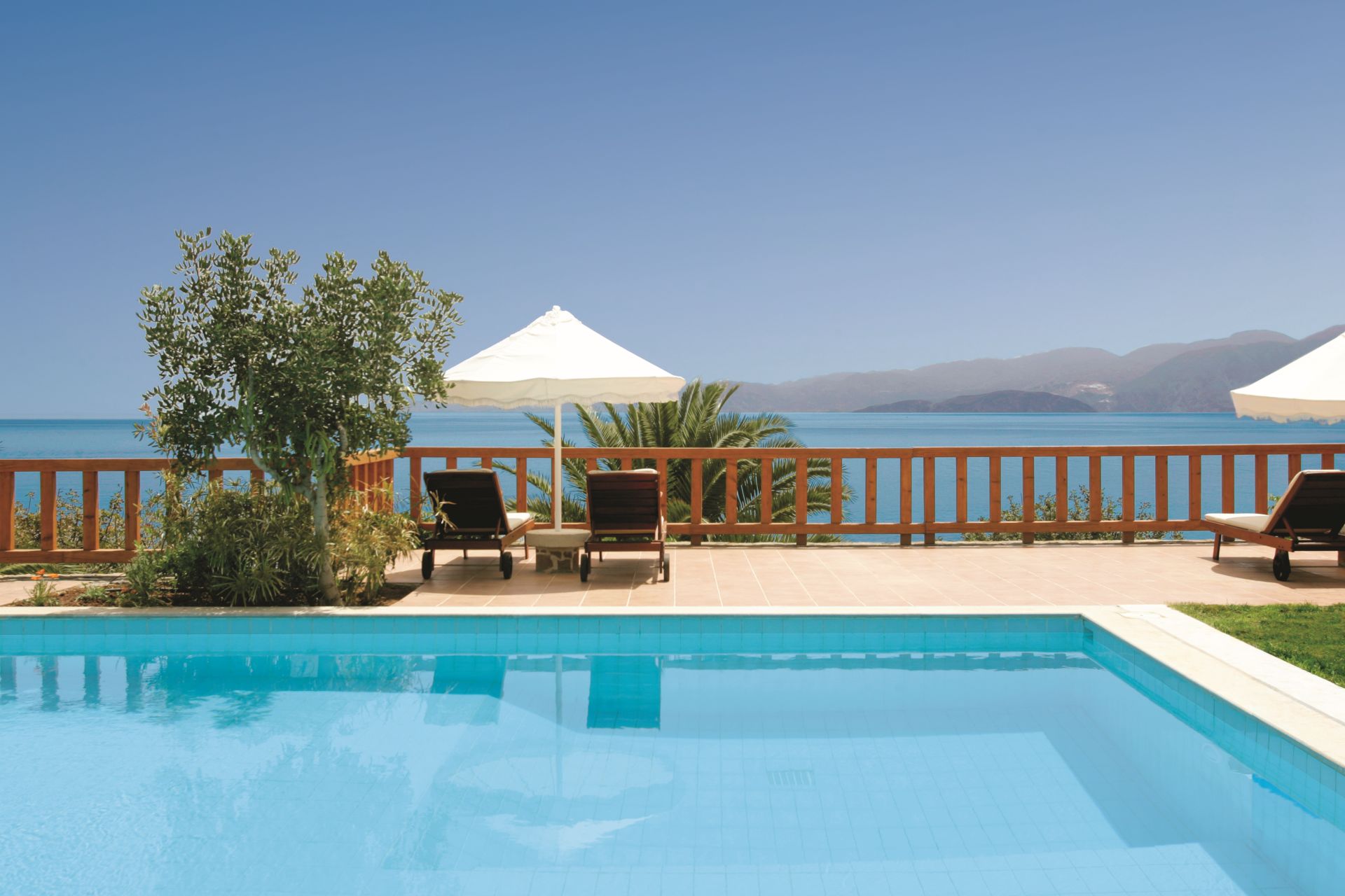 KING MINOS ROYALTY MINOAN VILLA SEA VIEW PRIVATE POOL