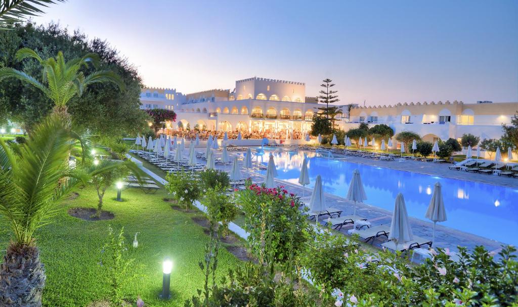 Piscina deschisă