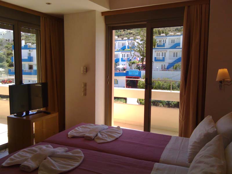Maria-Apts-3-.jpg