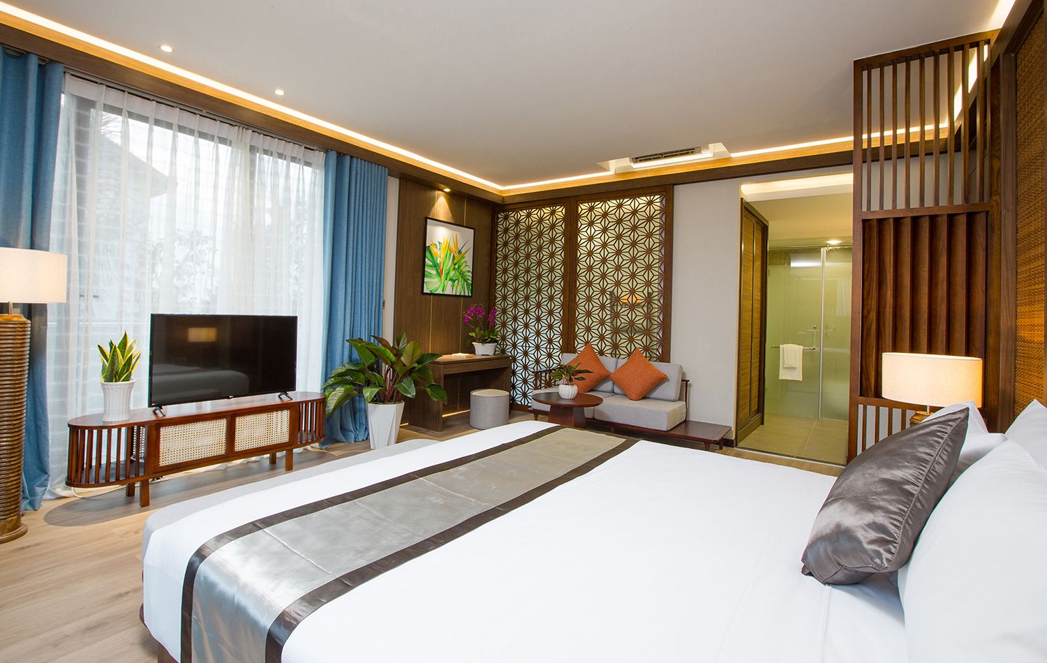 VILLA 3 BEDROOM BEACHFRONT