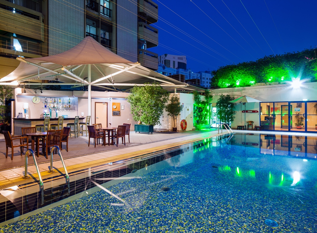 Piscina deschisă