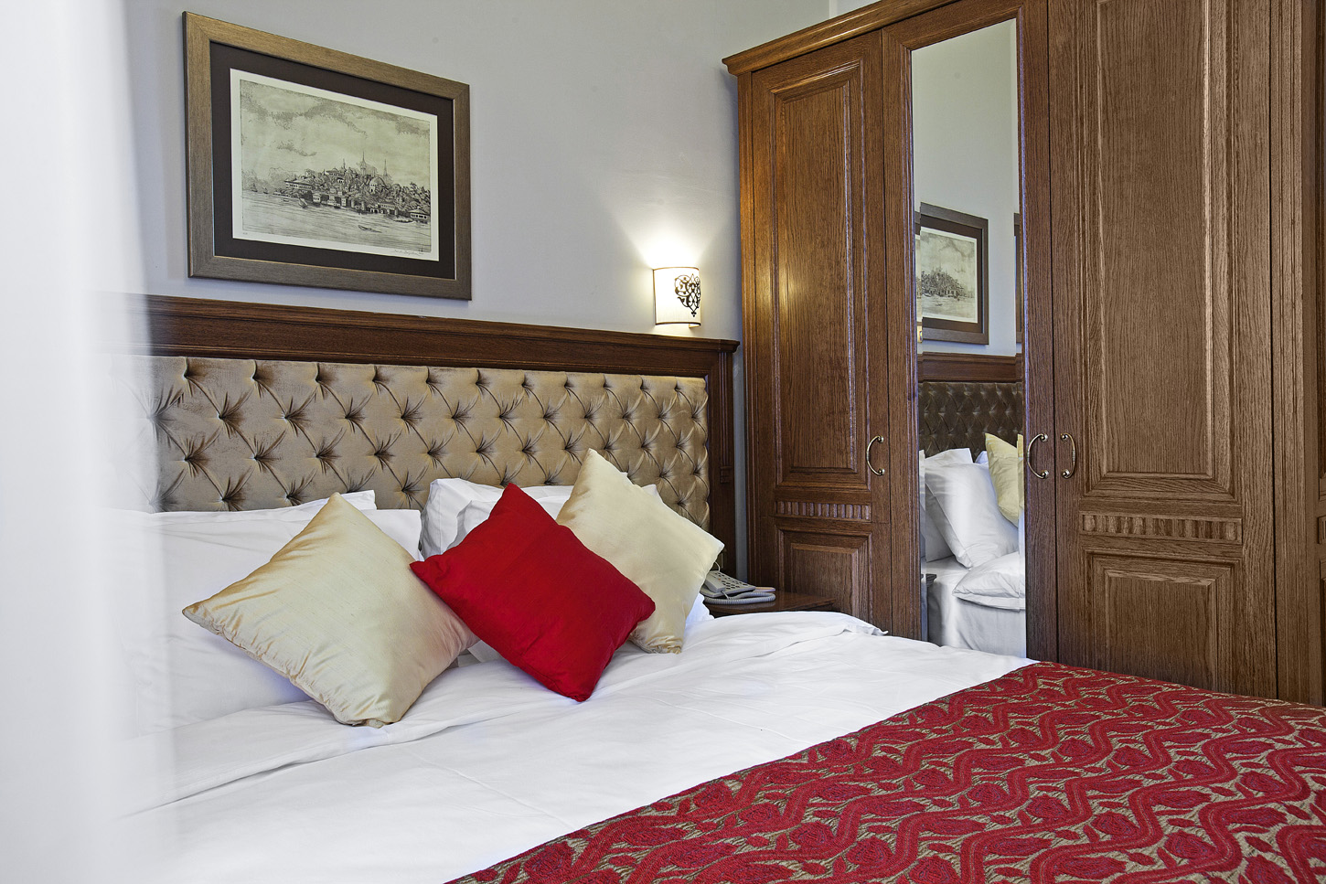 Room SUPERIOR