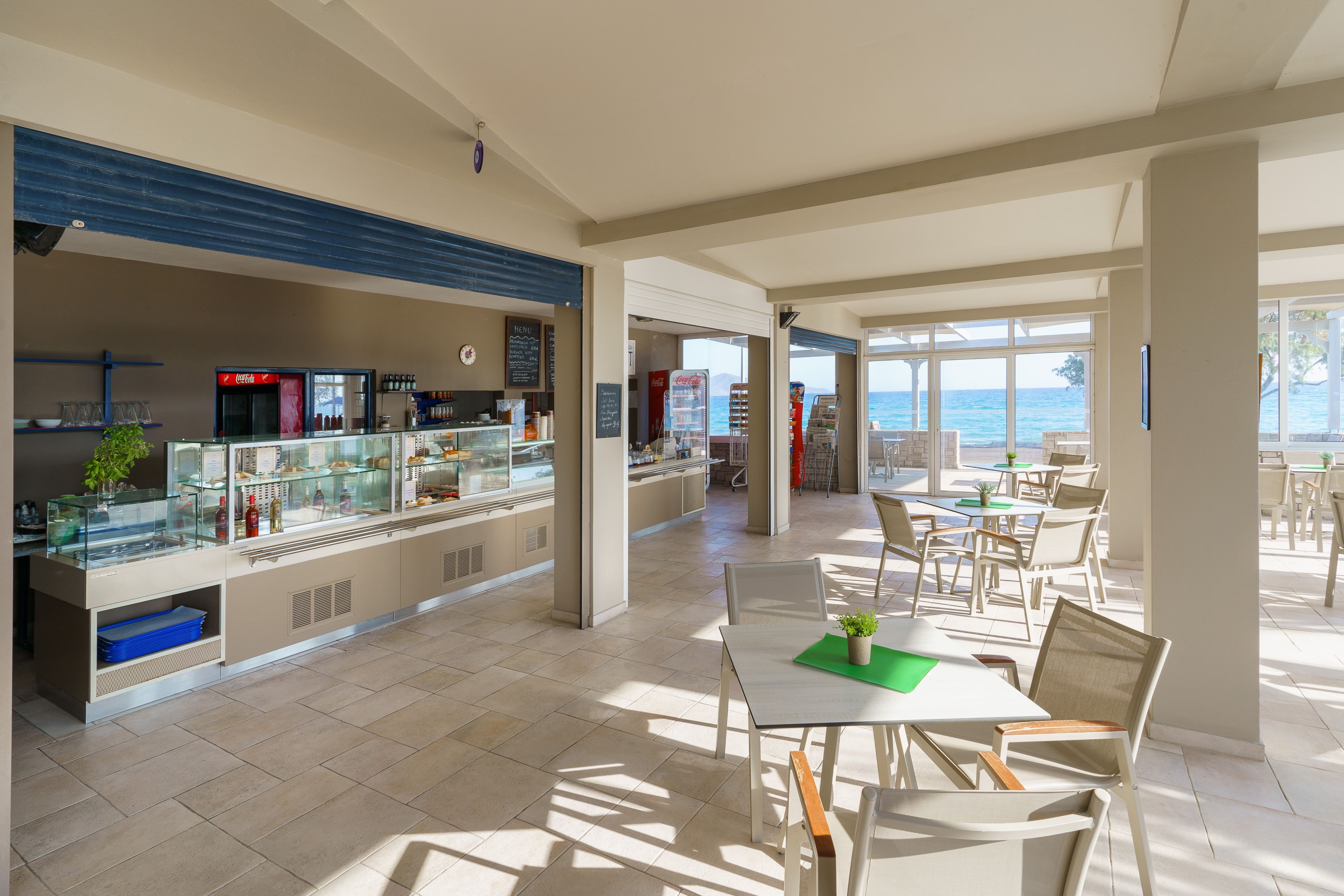 SNACK BAR 