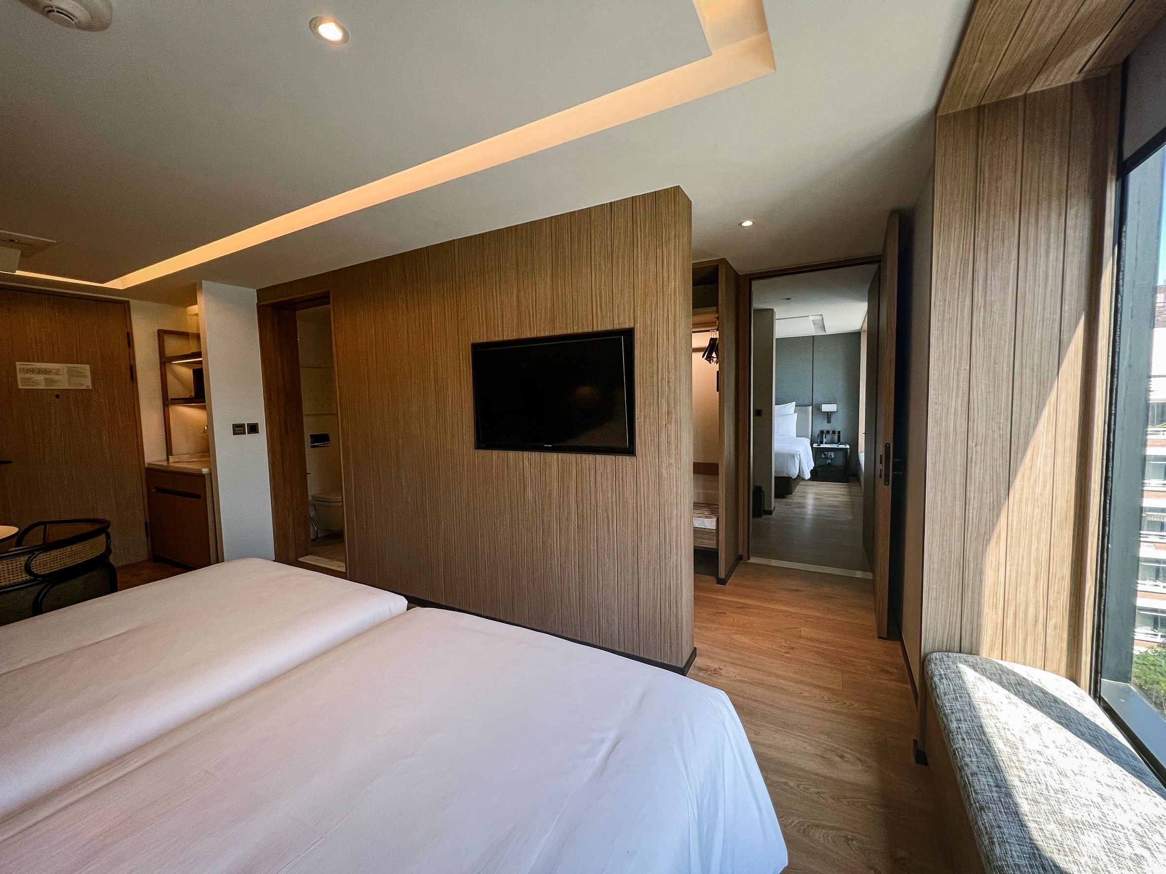 Family Connecting Room 